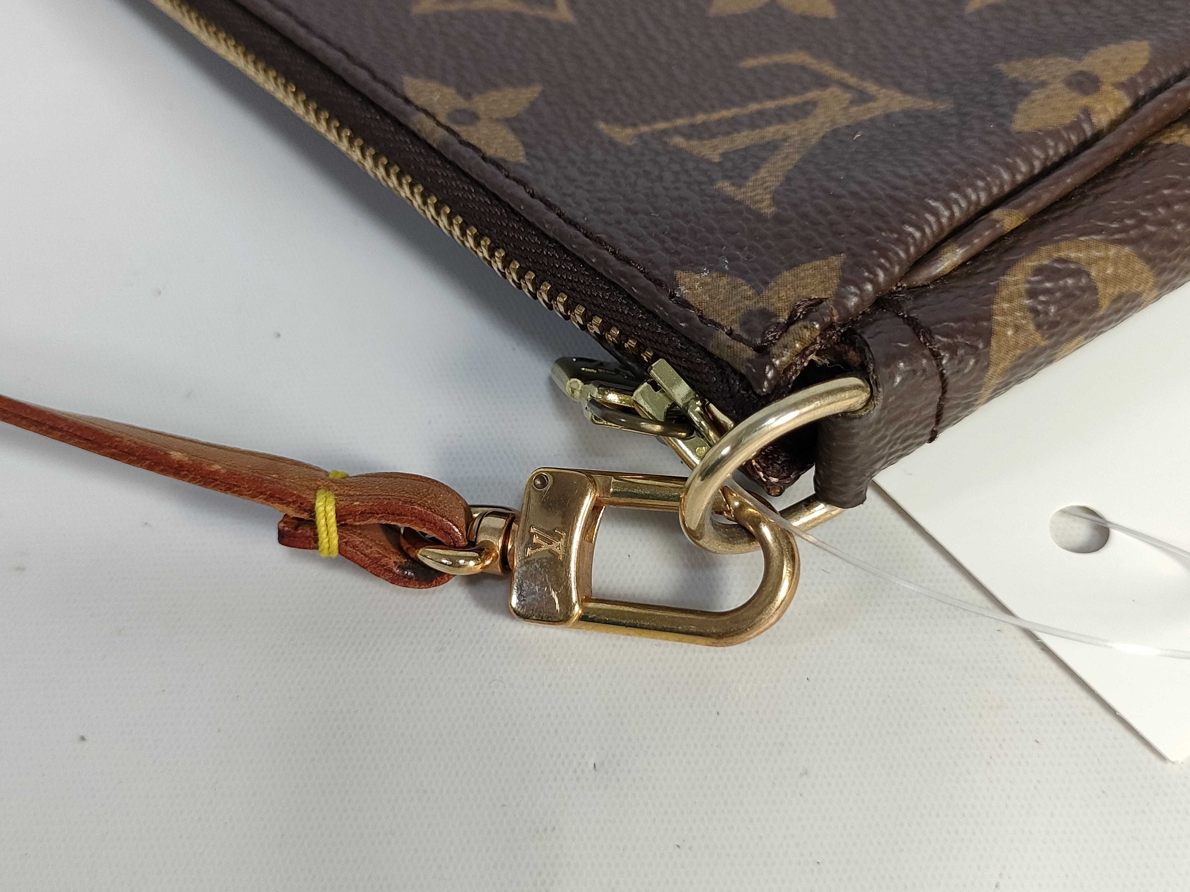 Monogram Accessoires Pouch — view 5