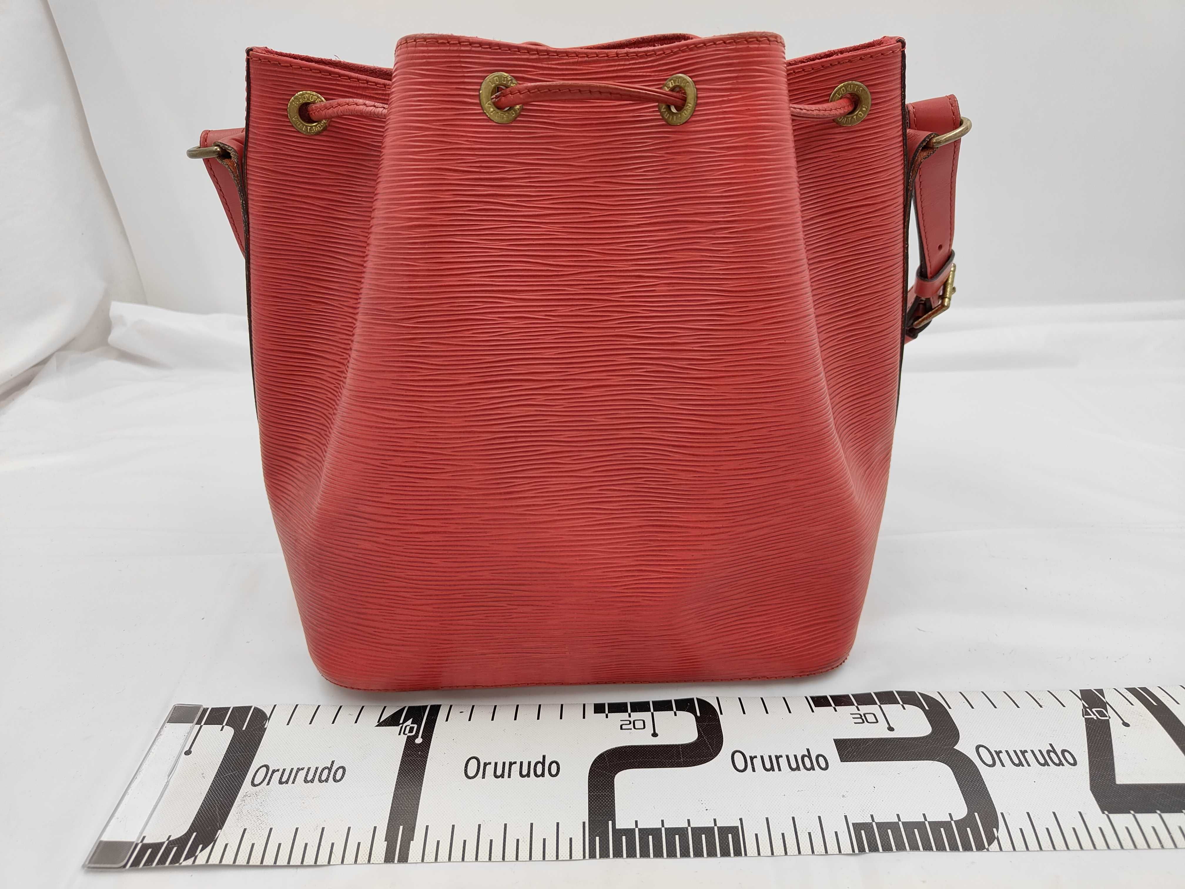 Epi Petit Noé Red Shoulder Bag — view 2