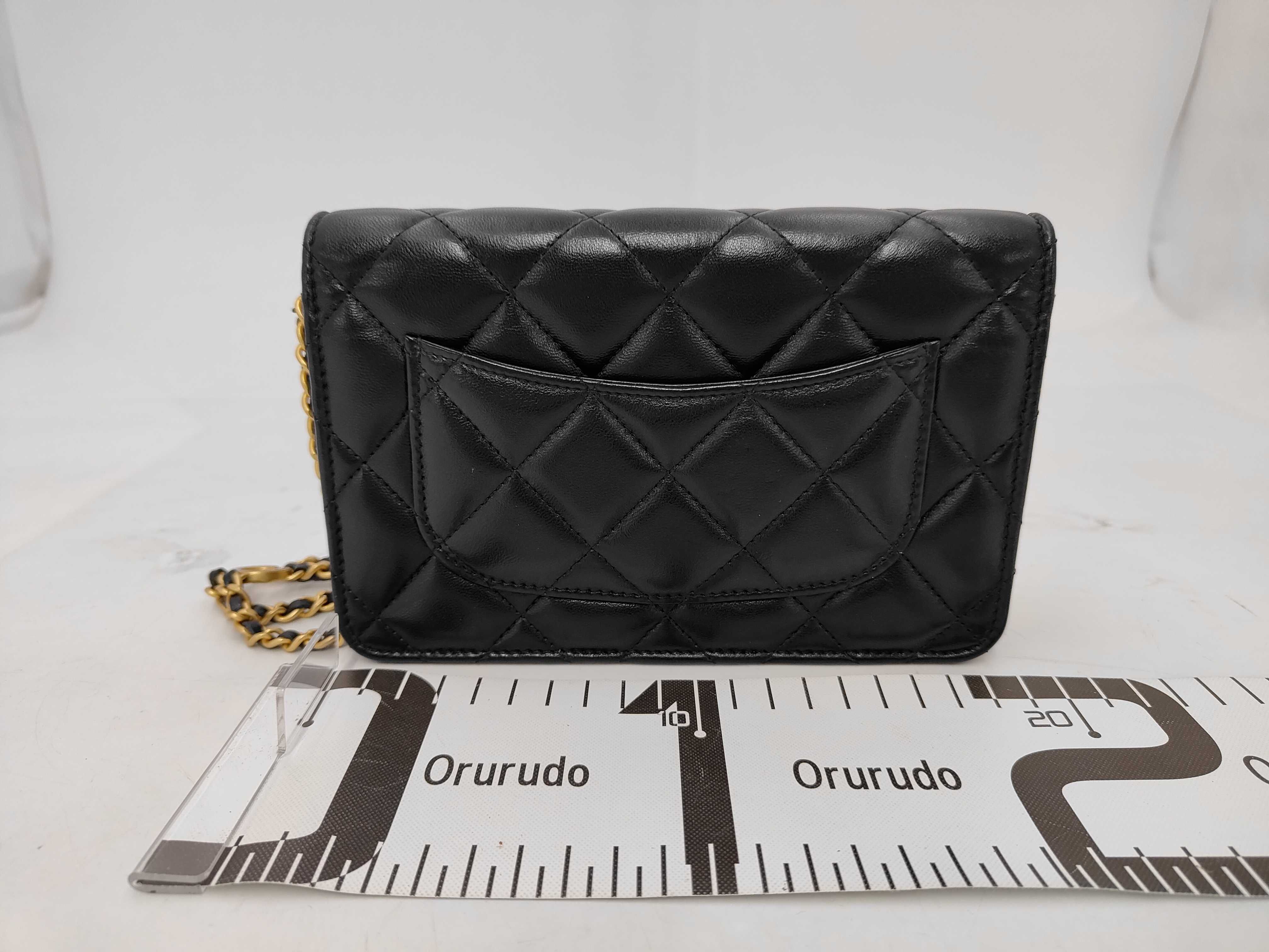 Matelassé Chain Wallet, Black Lambskin, Chain Coco Mark, Gold Hardware, Shoulder Bag — view 2