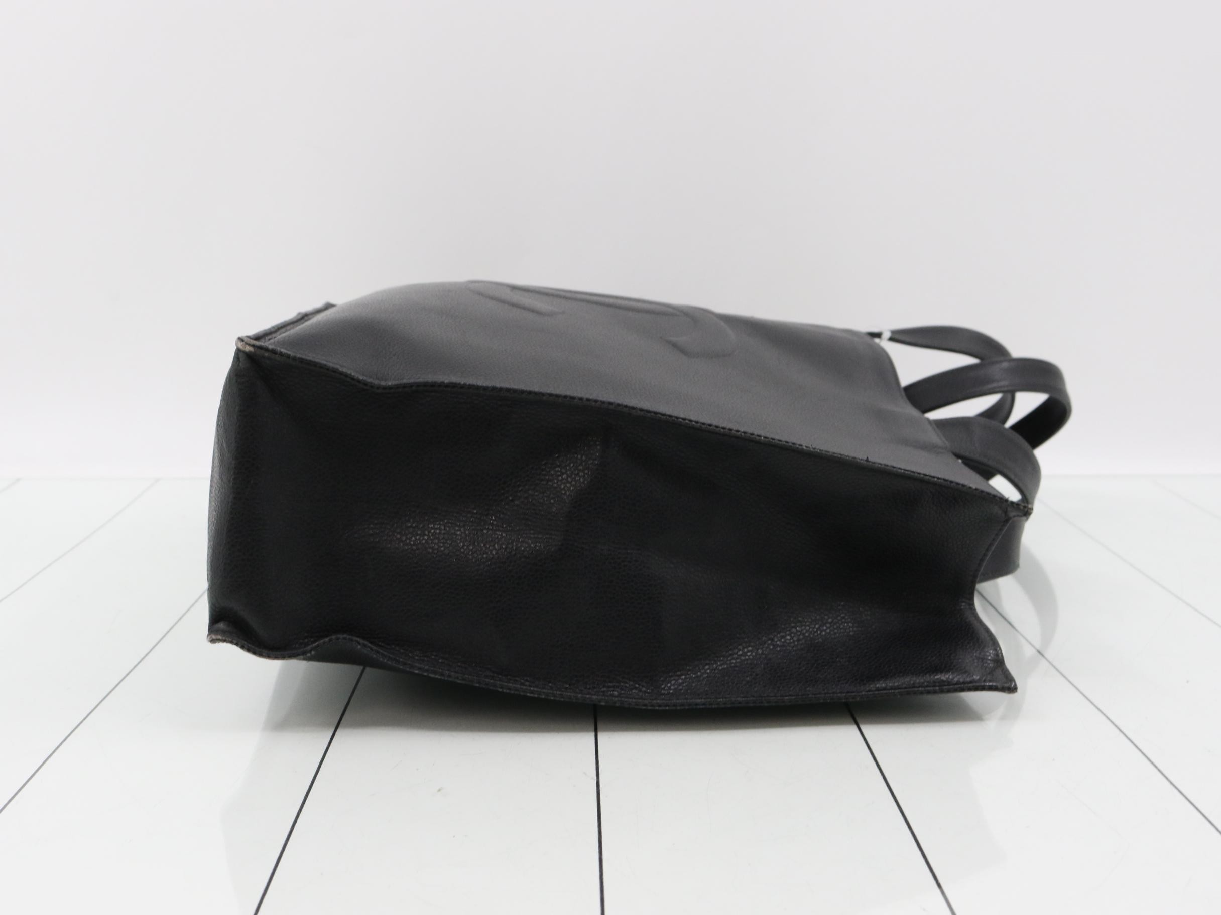 Caviar Skin Coco Mark Tote Bag — view 3