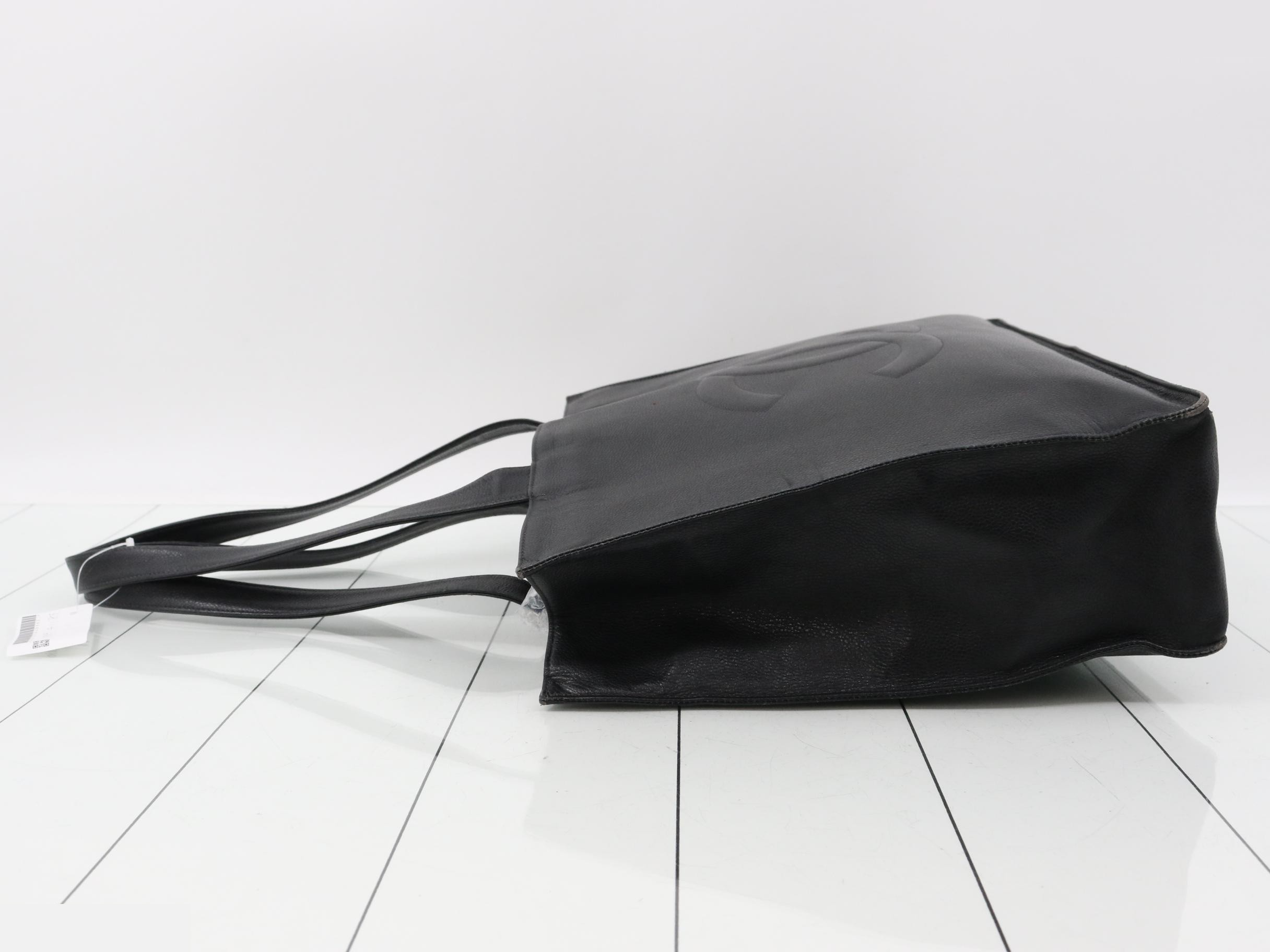Caviar Skin Coco Mark Tote Bag — view 4