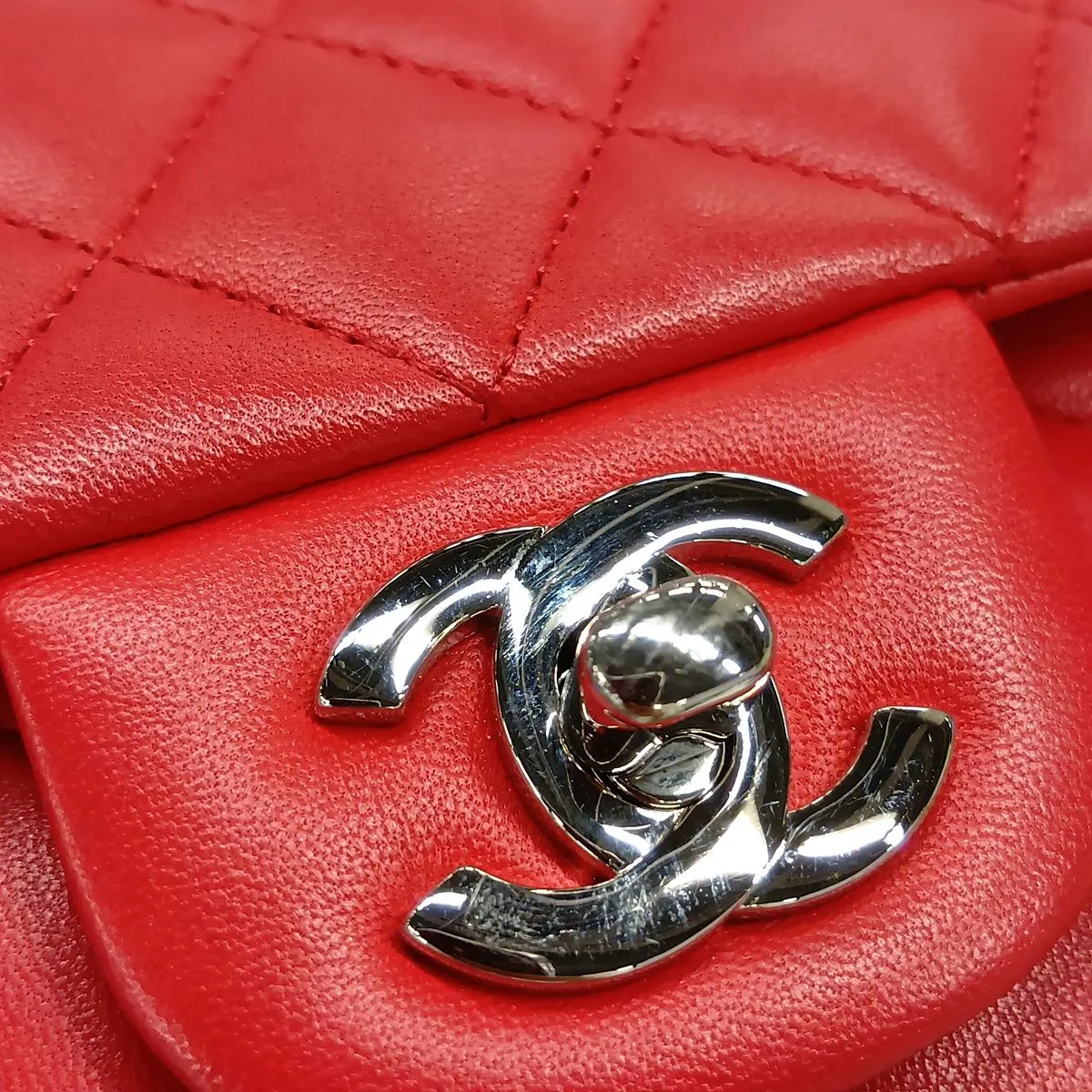 [Individually packaged] Chanel Matelassé 25 Lambskin Double Flap Double Chain Bag, Red, Silver Hardware, 22498507, Serial Number 22, A01112 — view 14