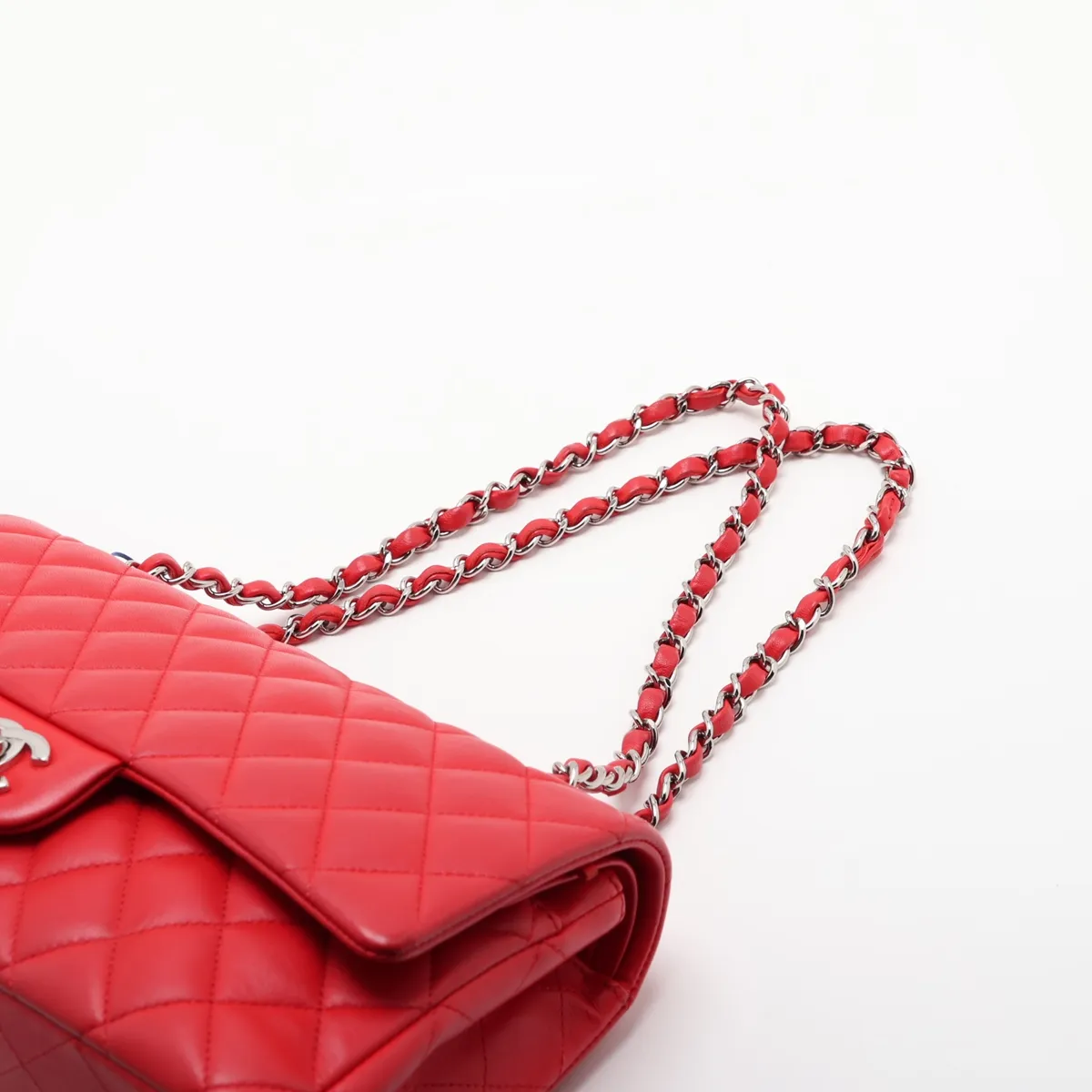 [Individually packaged] Chanel Matelassé 25 Lambskin Double Flap Double Chain Bag, Red, Silver Hardware, 22498507, Serial Number 22, A01112 — view 5