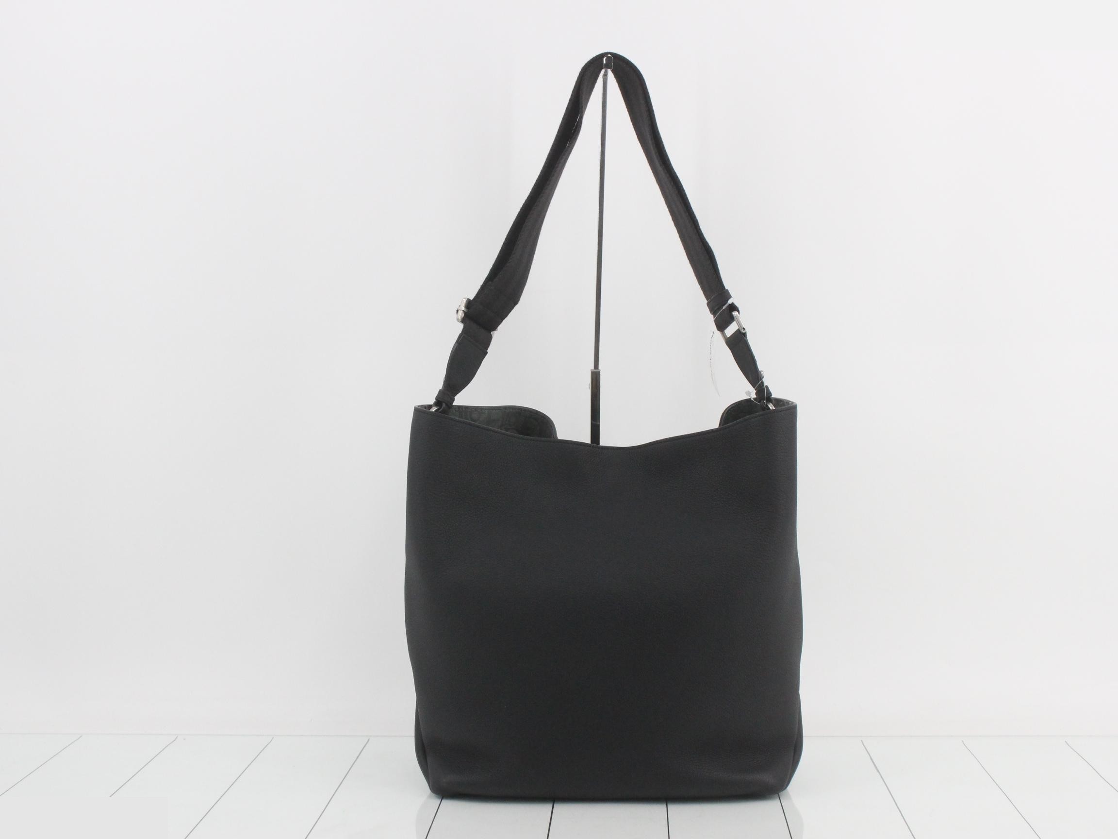 Current model: Oblique Vertical Hobo Bag — view 2