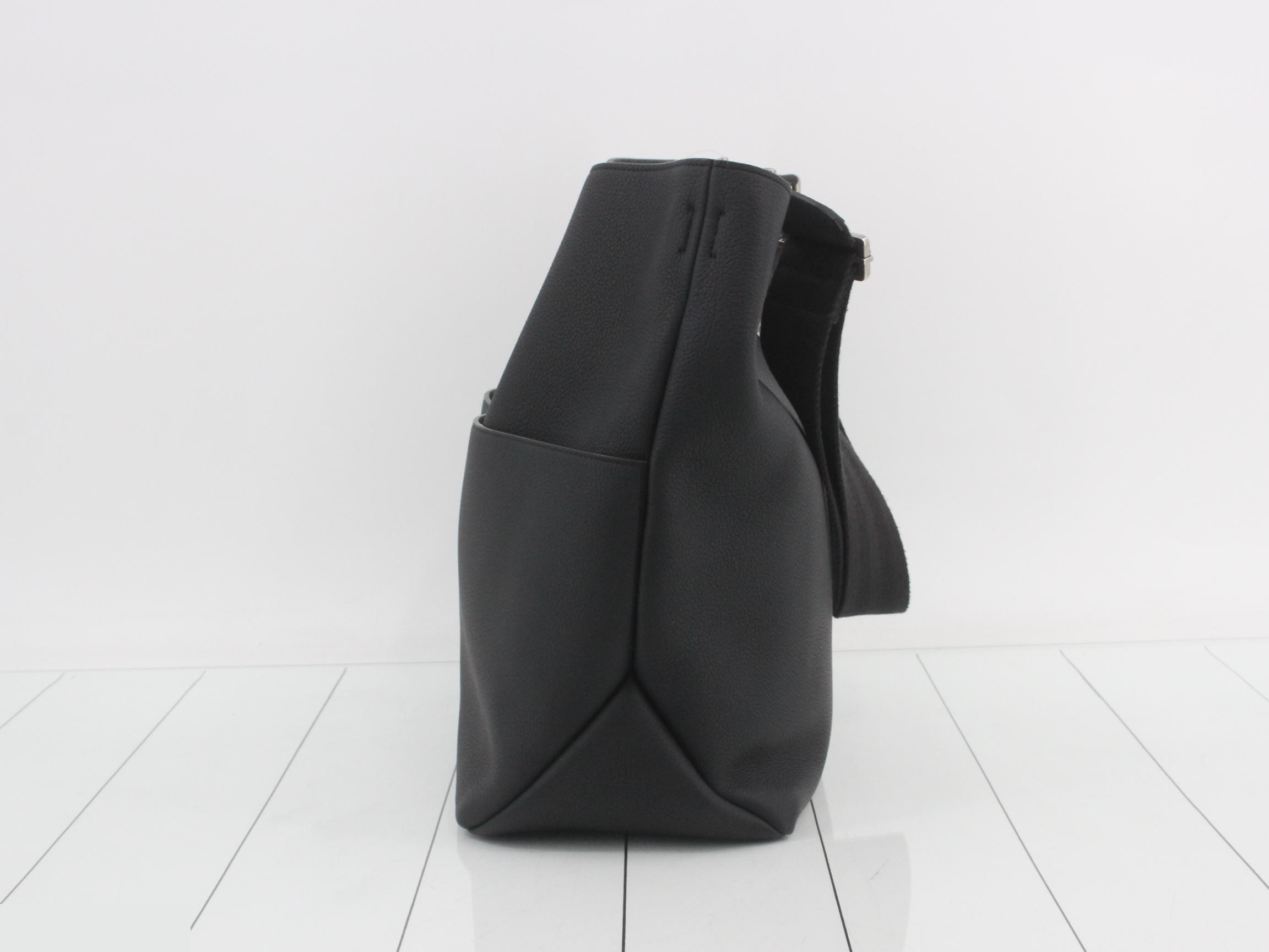 Current model: Oblique Vertical Hobo Bag — view 3