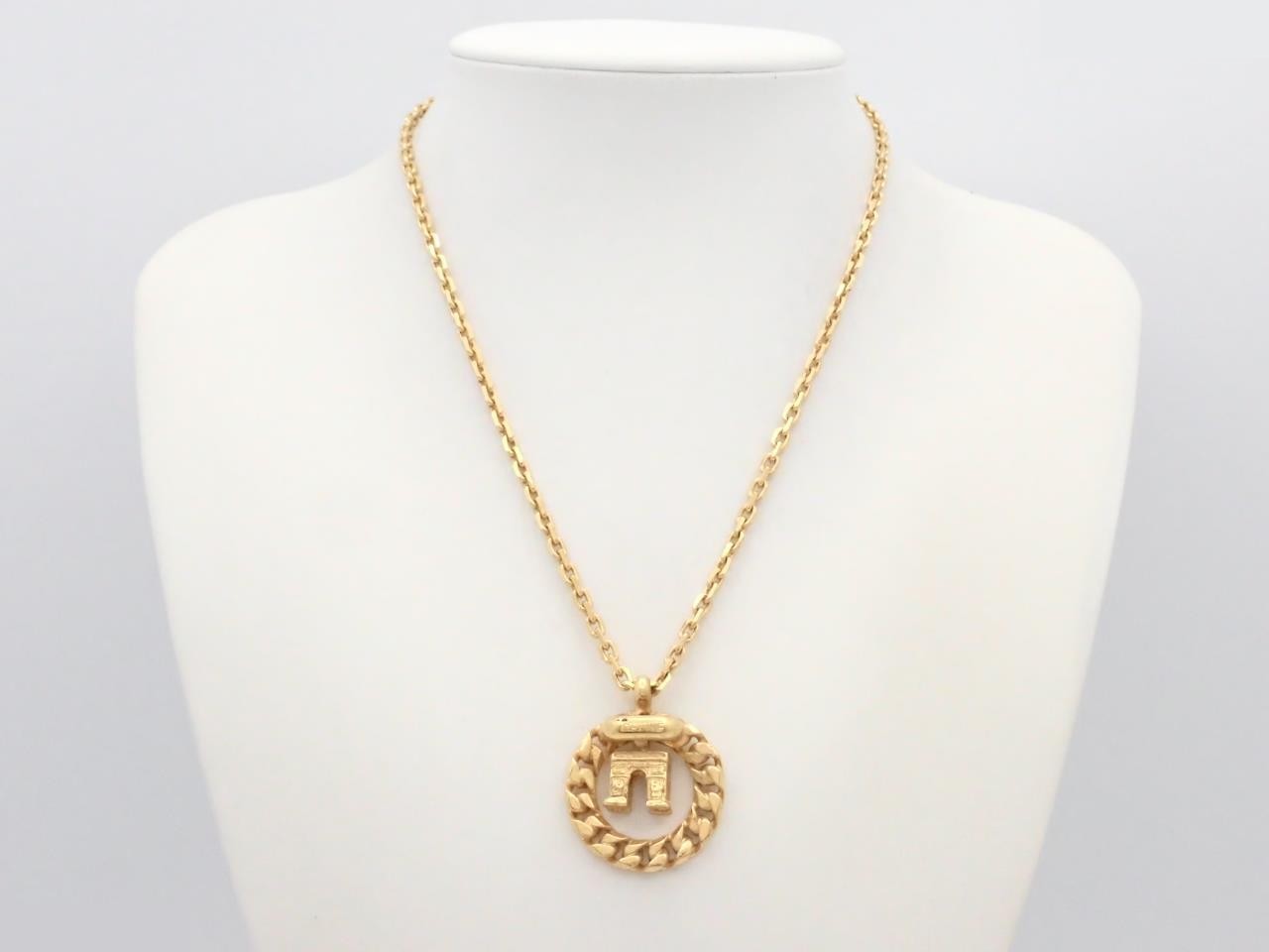Other lines: precious metals, necklaces, pendants — view 3