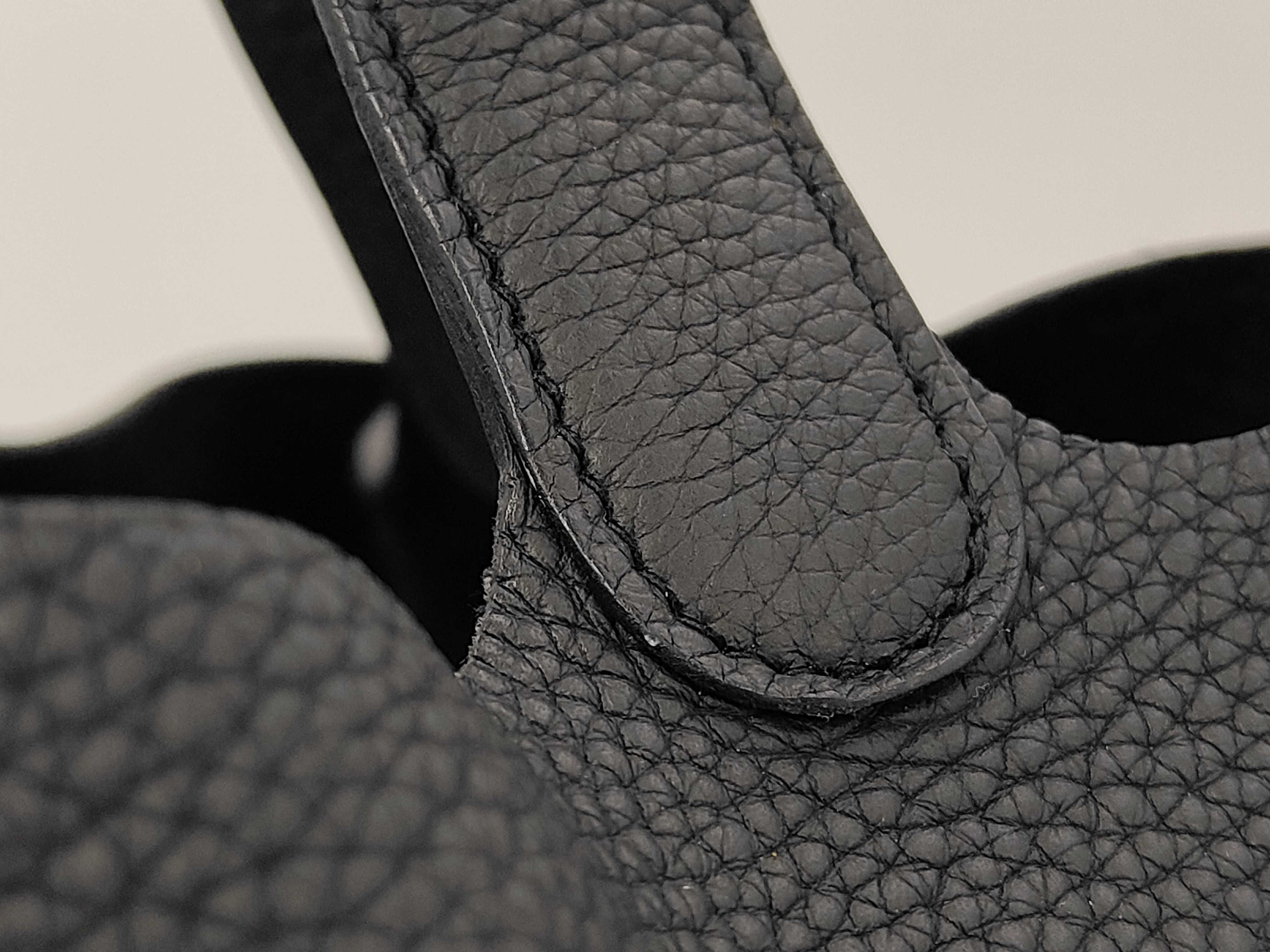 Picotin Lock MM Handbag — view 3