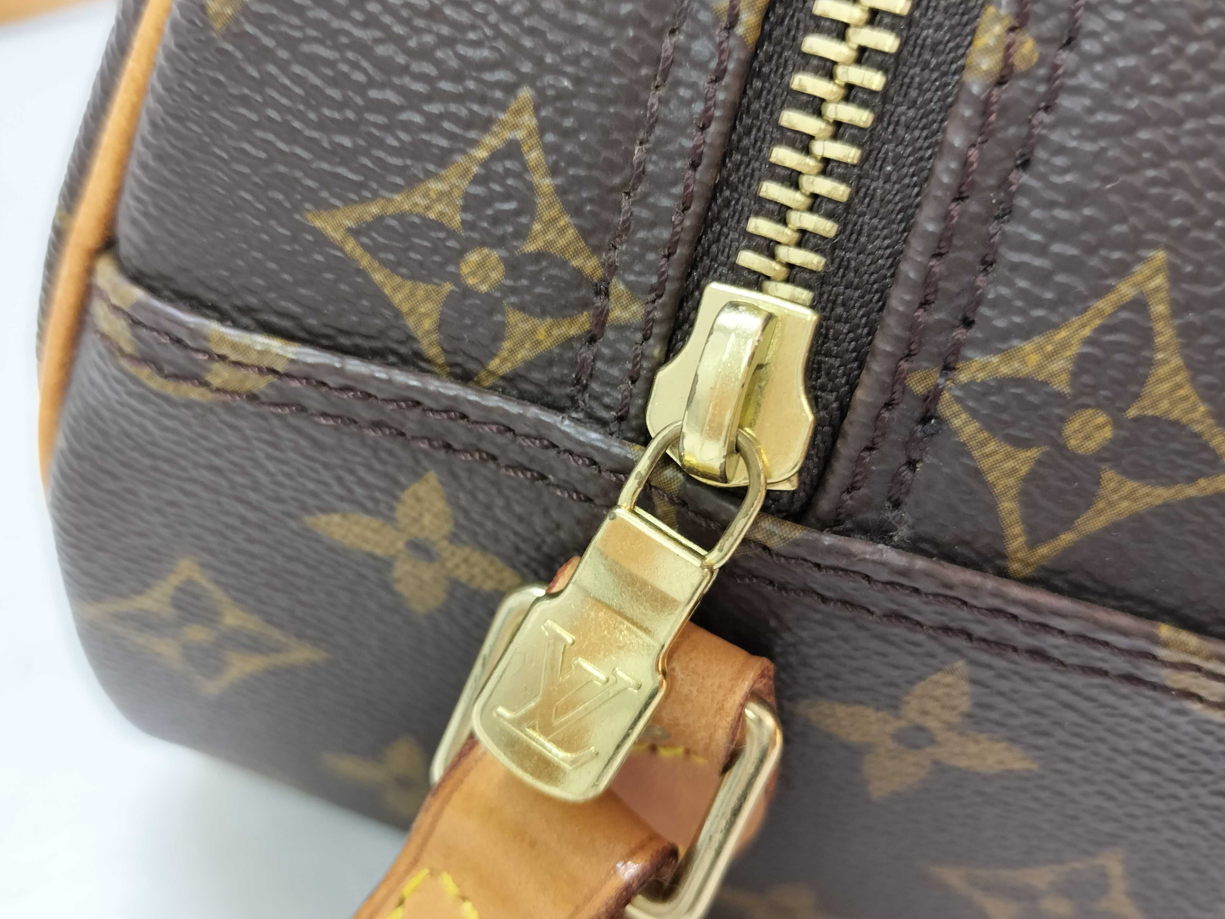 Monogram Blois M51221 N00041 Shoulder Bag — view 13