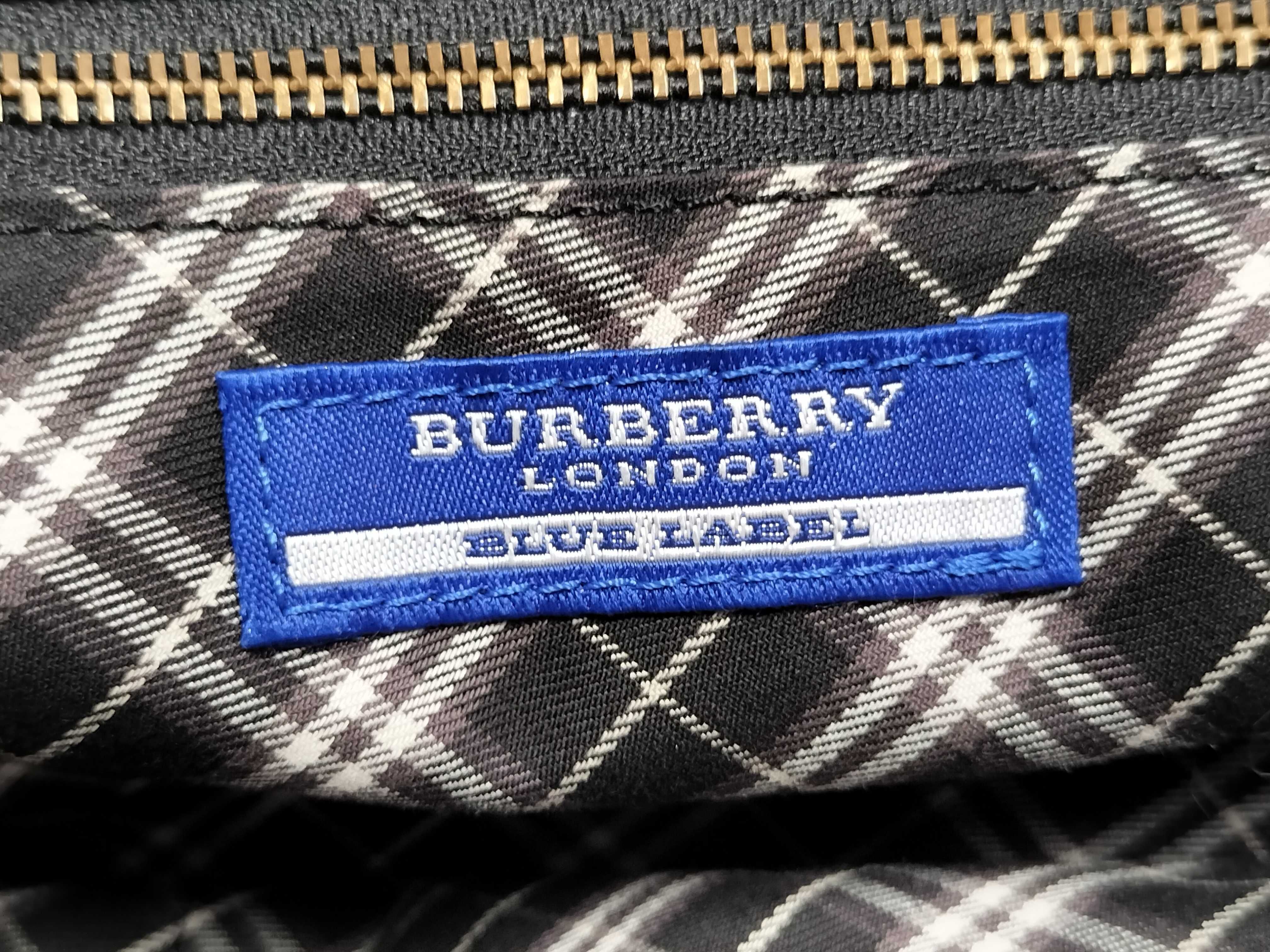 Blue Label BLUE All-Leather Mini Boston Bag, Black, with Padlock and Key. — view 12
