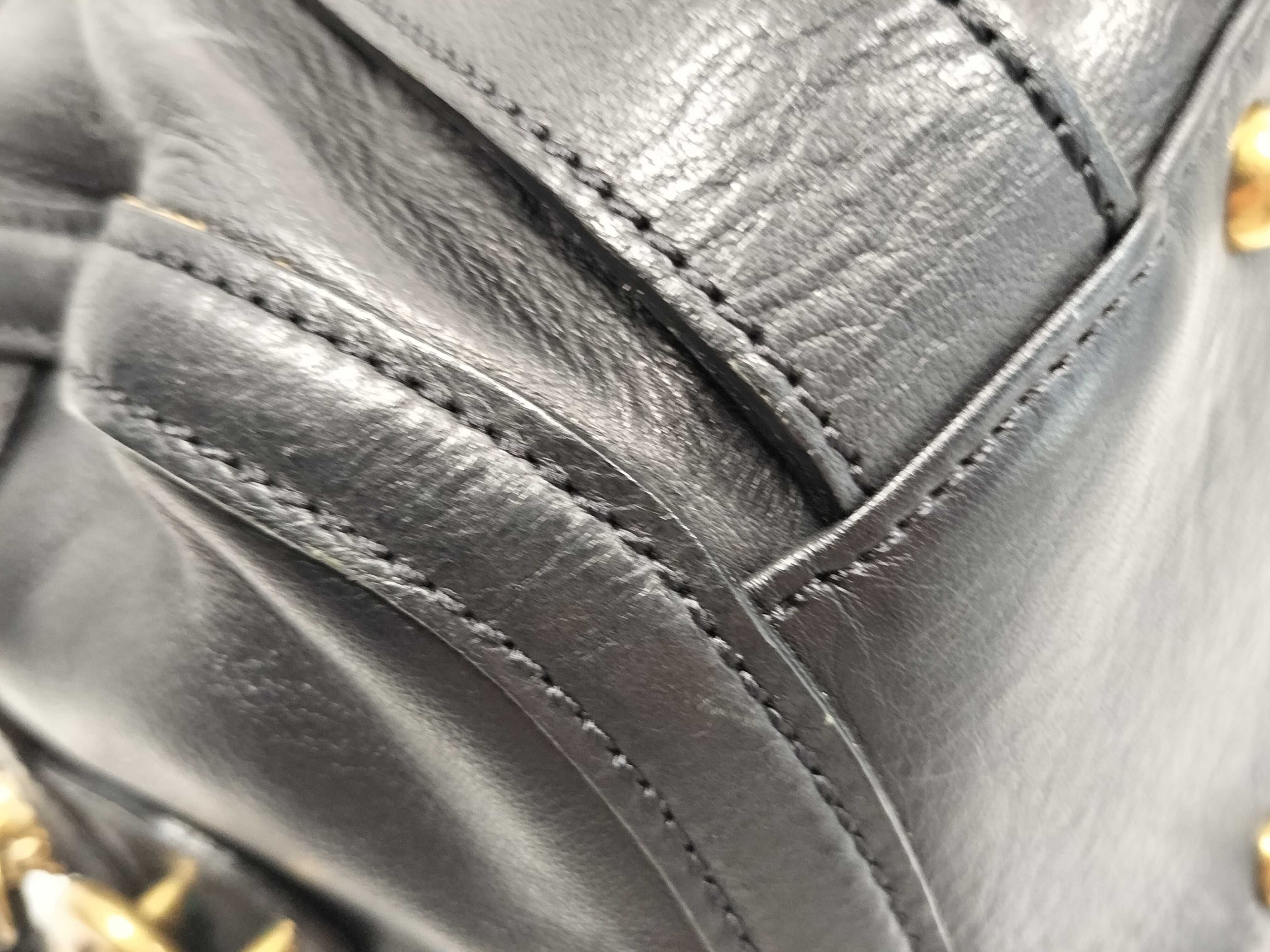 Blue Label BLUE All-Leather Mini Boston Bag, Black, with Padlock and Key. — view 6