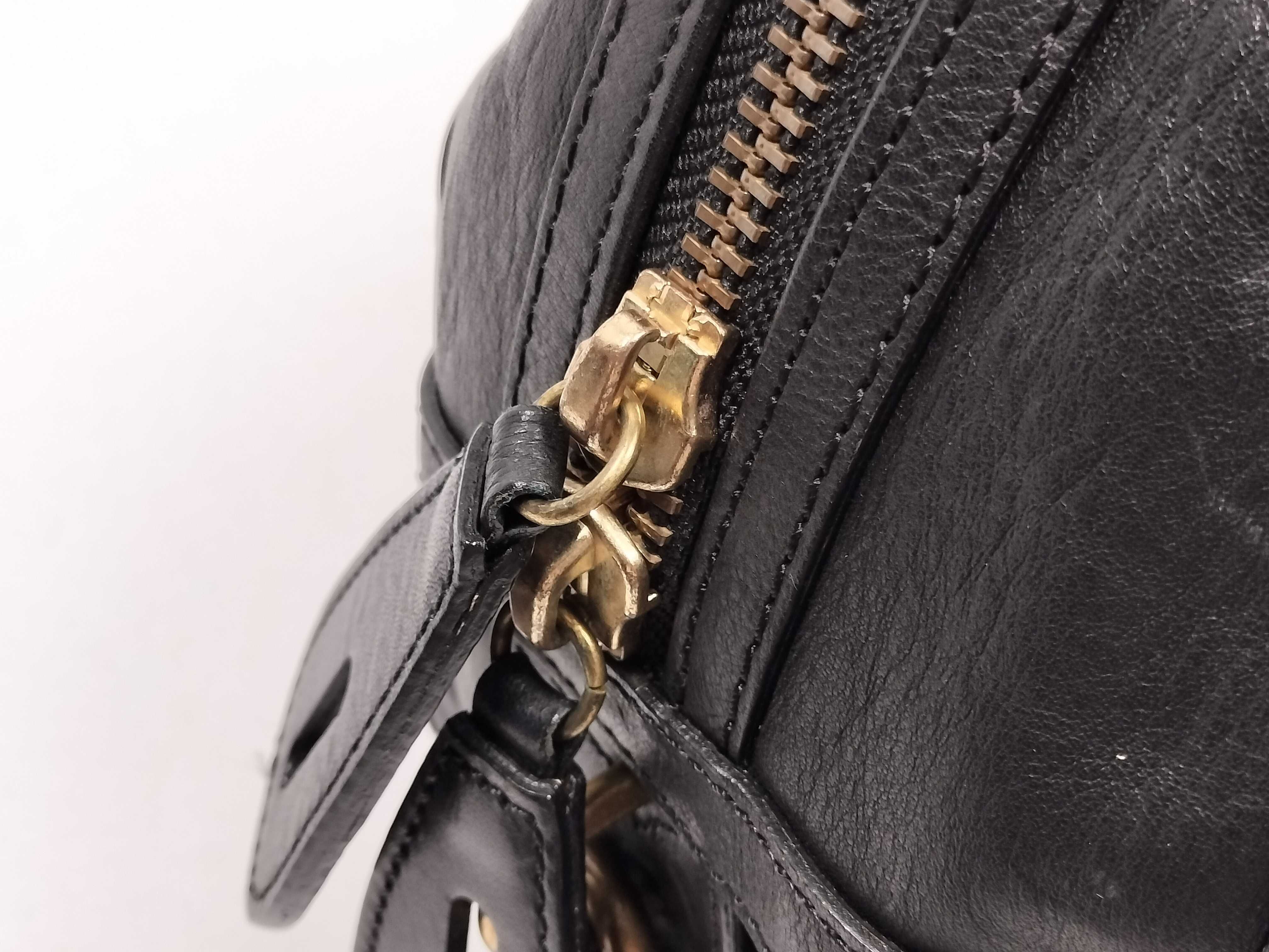 Blue Label BLUE All-Leather Mini Boston Bag, Black, with Padlock and Key. — view 9