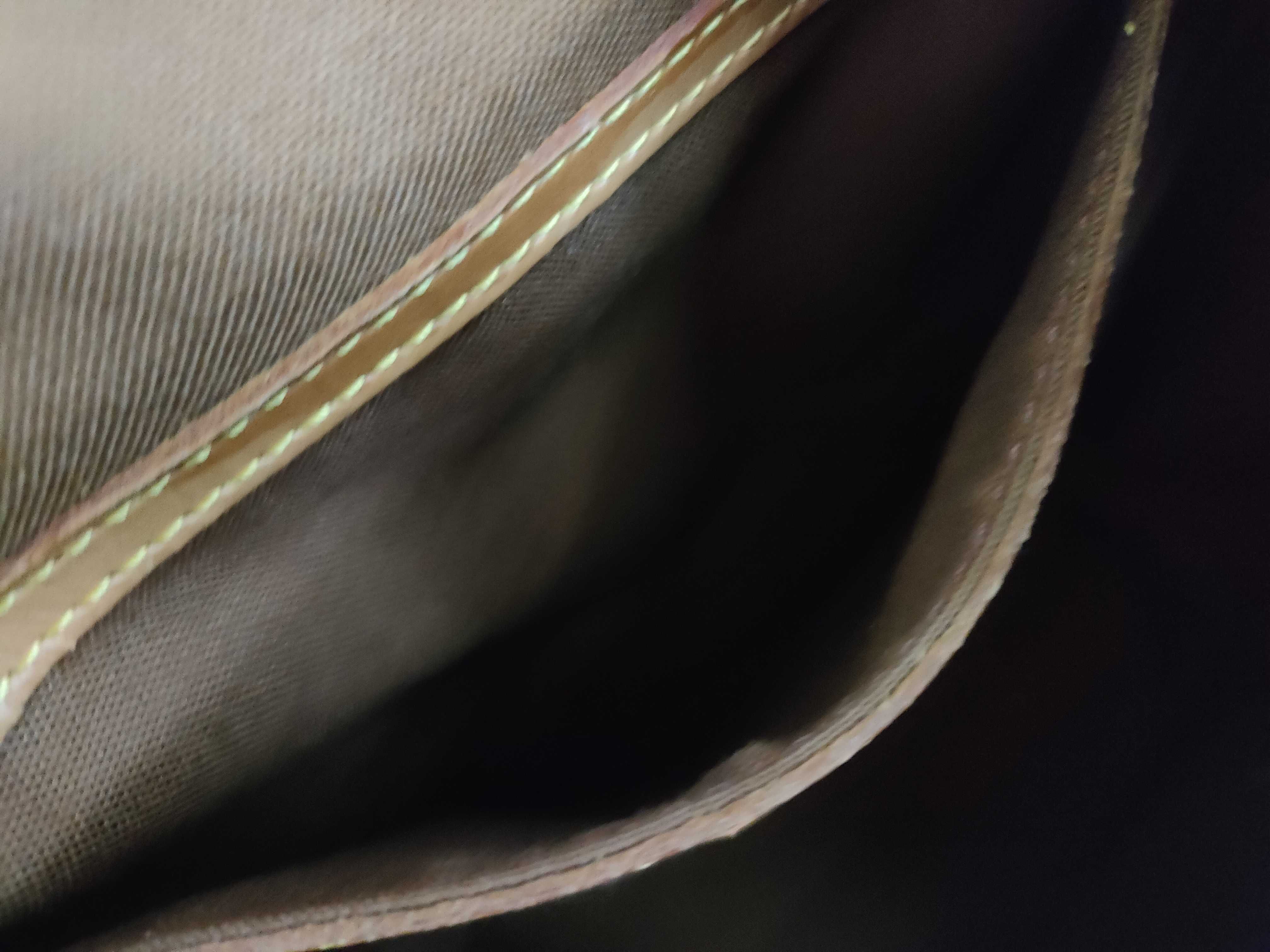 Monogram Louis Vuitton Montsouris MM Rucksack — view 12