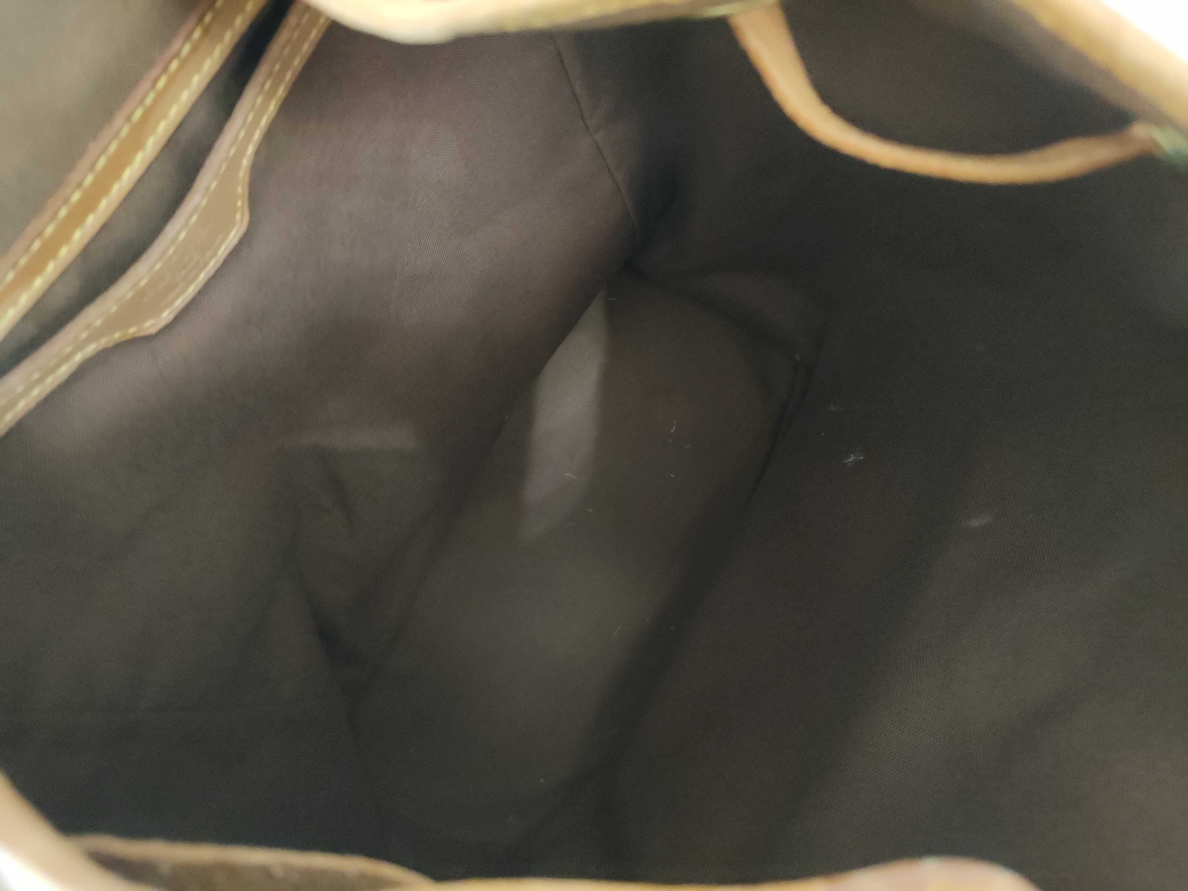 Monogram Louis Vuitton Montsouris MM Rucksack — view 9