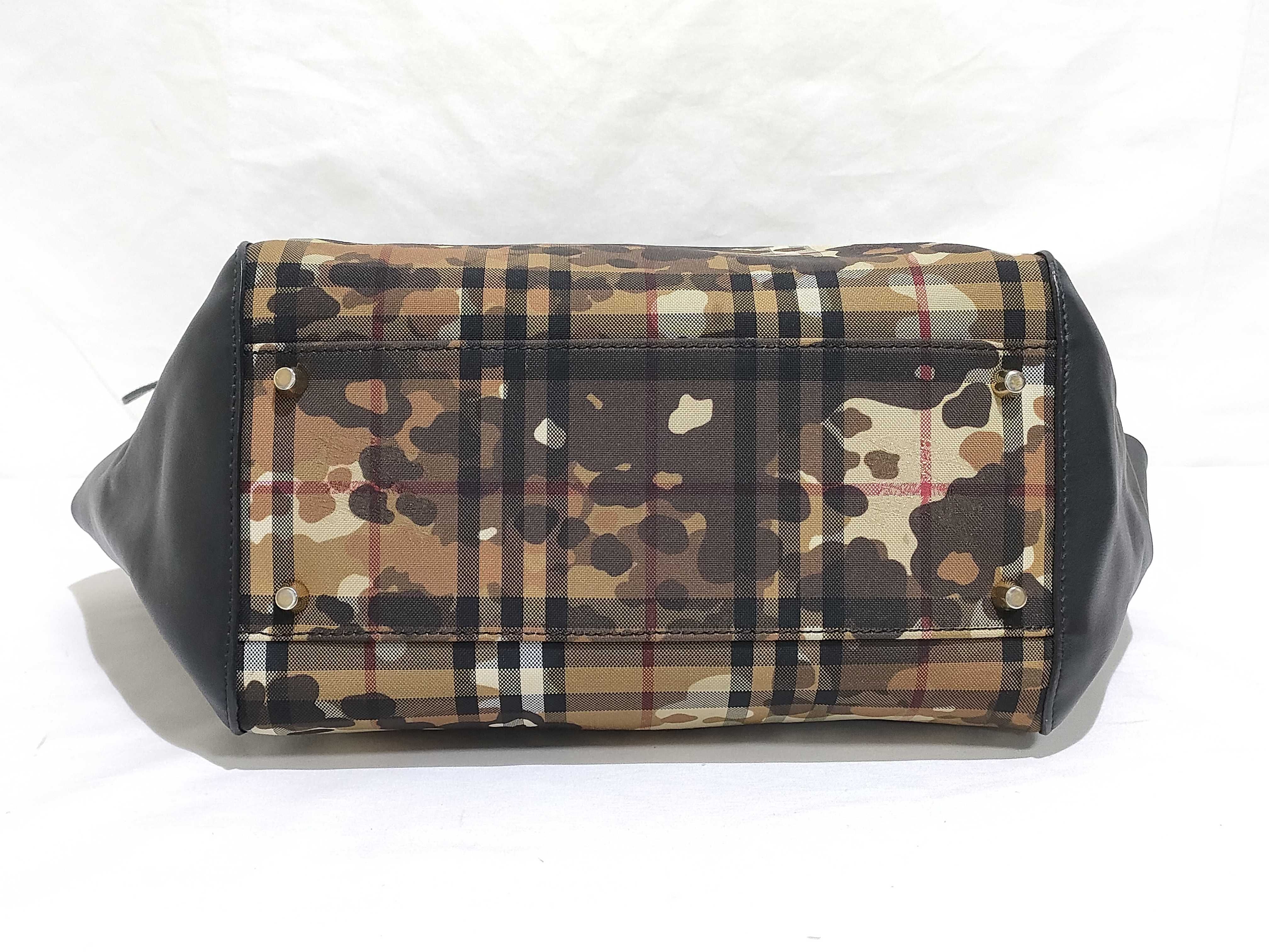 Nova Check Shadow Horse Camouflage Tote Bag — view 7