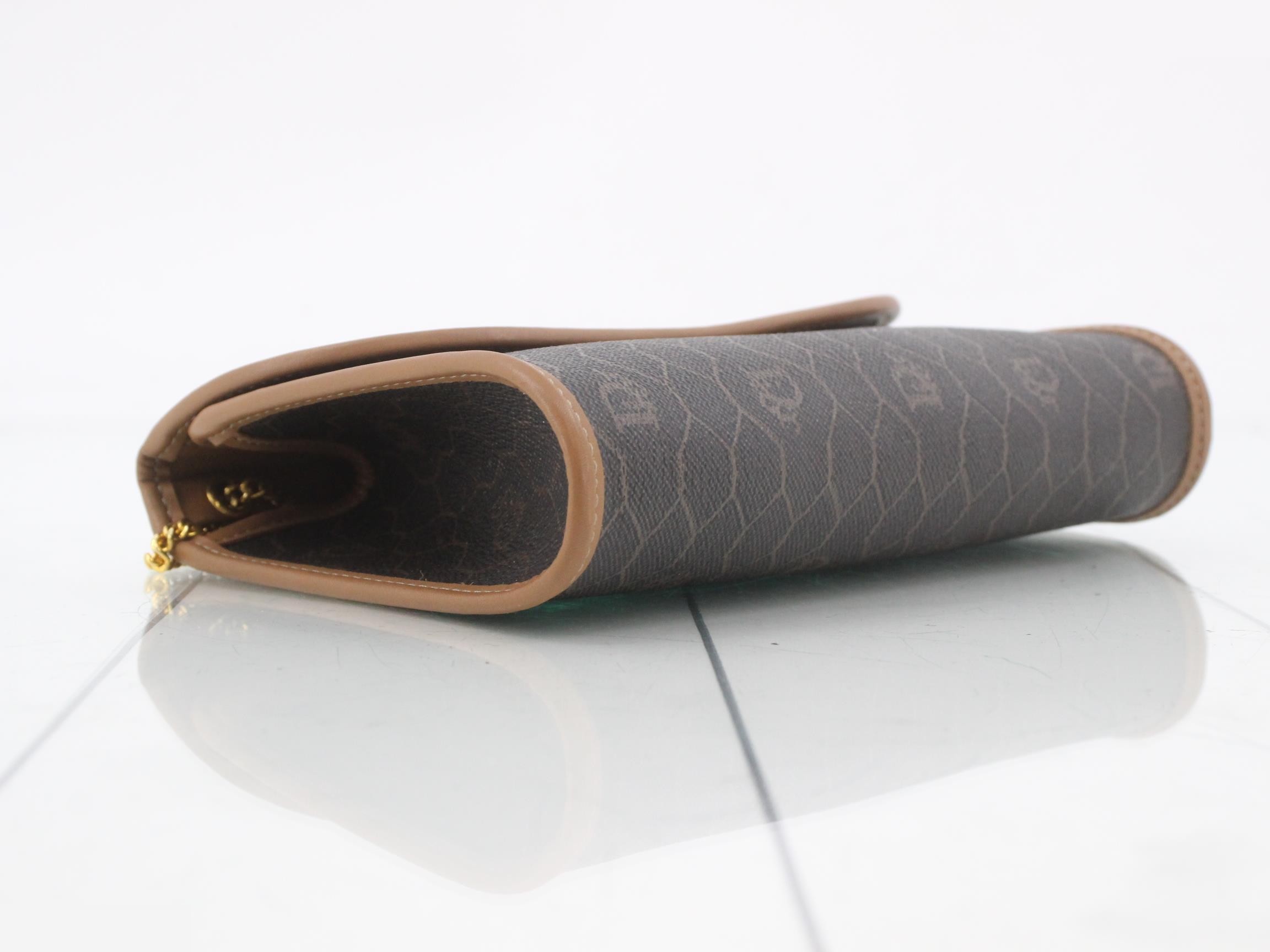 Honeycomb chain shoulder bag — view 5