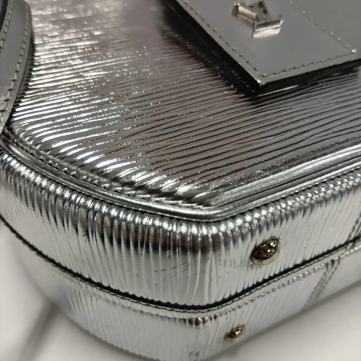 Epi Petite Boite Chapeau M53074 PL1118 Silver (RFID detected) — view 13
