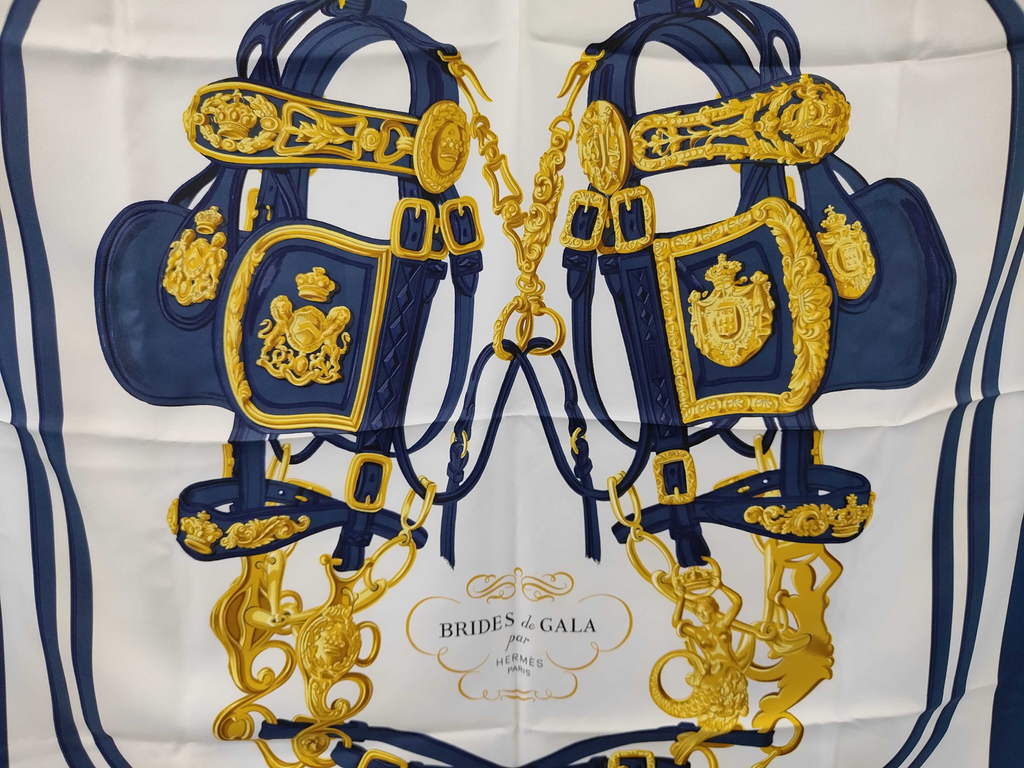 scarf carré and other accessories — view 5