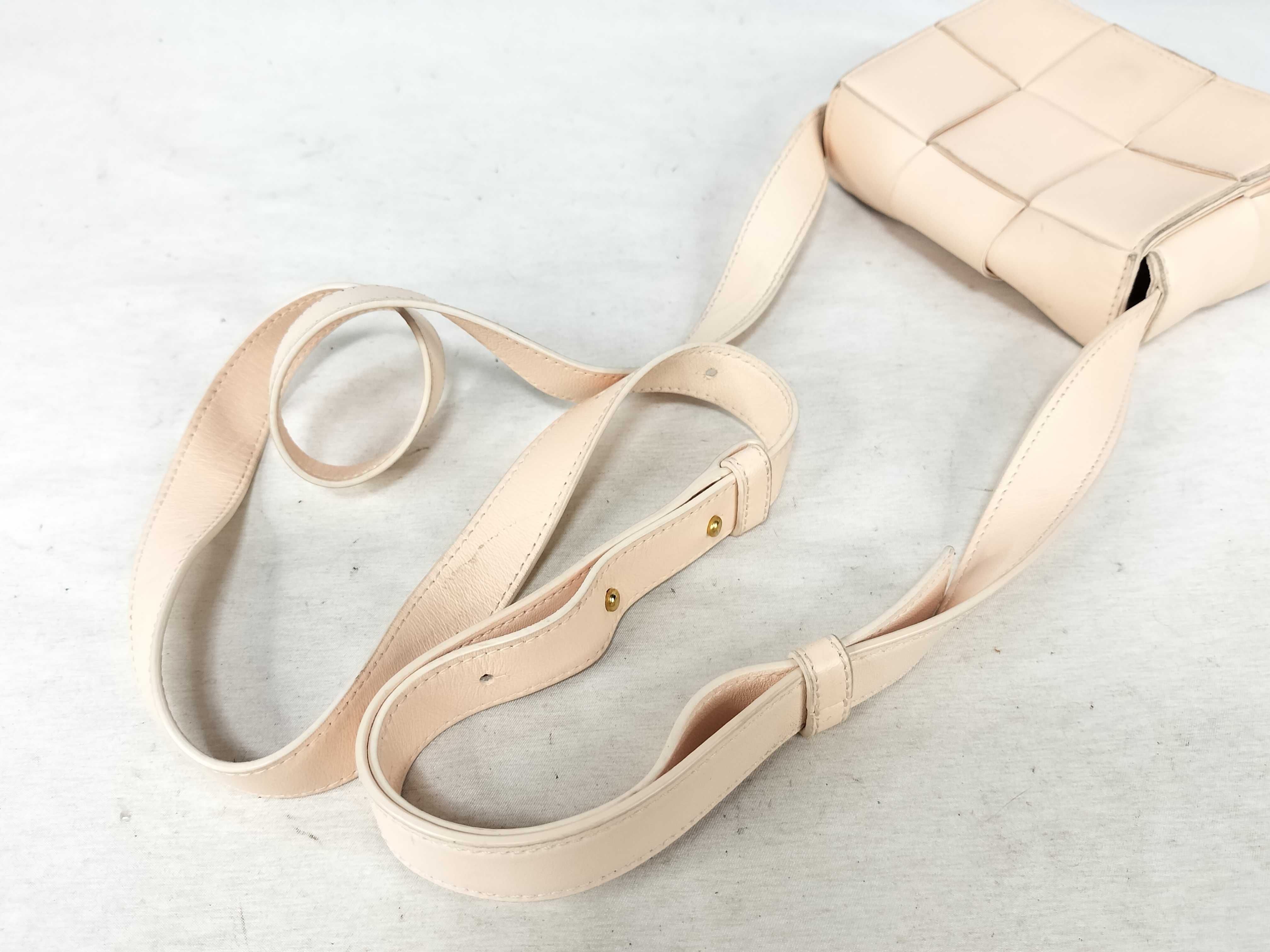Cassette Shoulder Bag, Beige — view 3