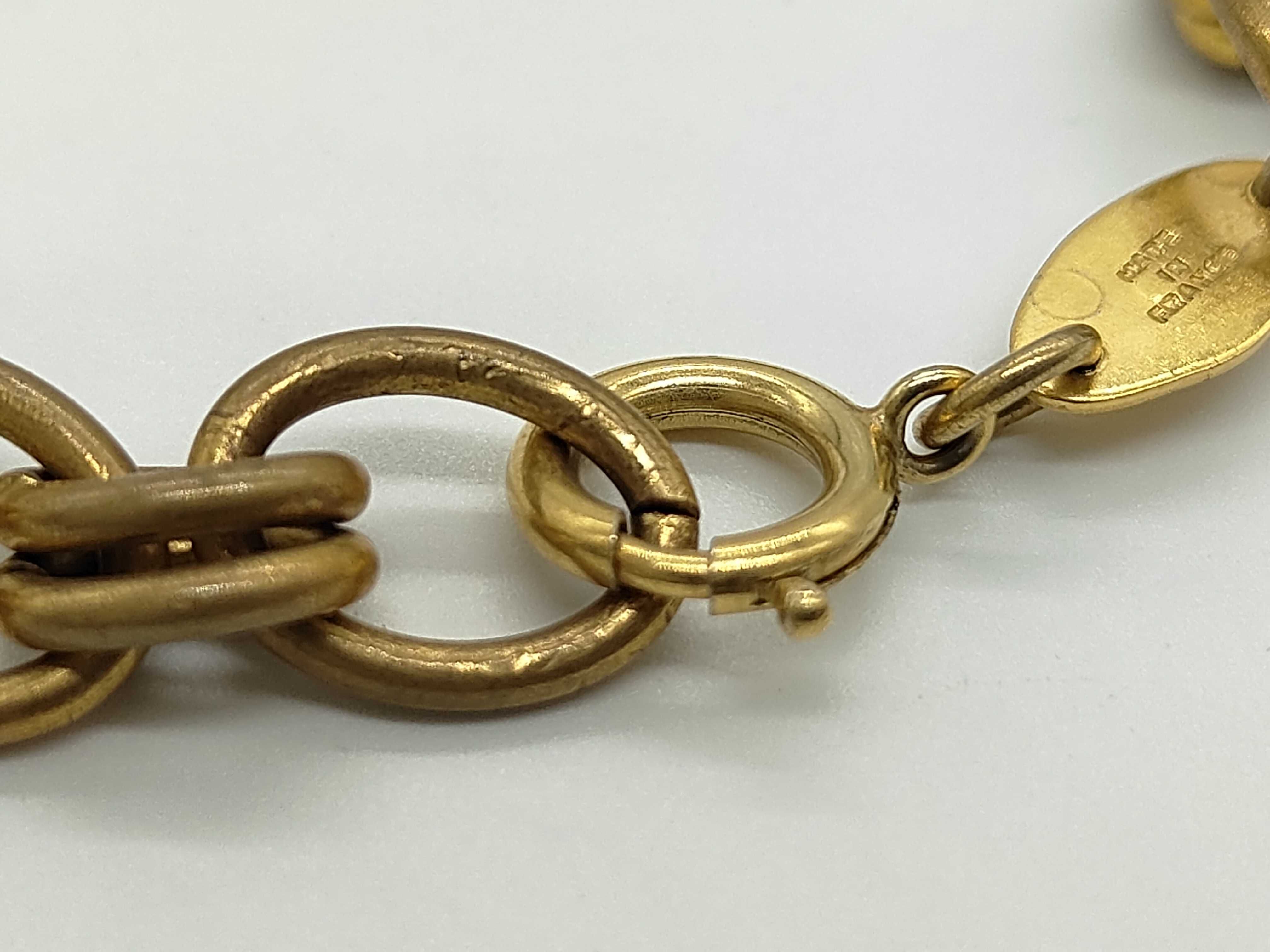 belt — view 3