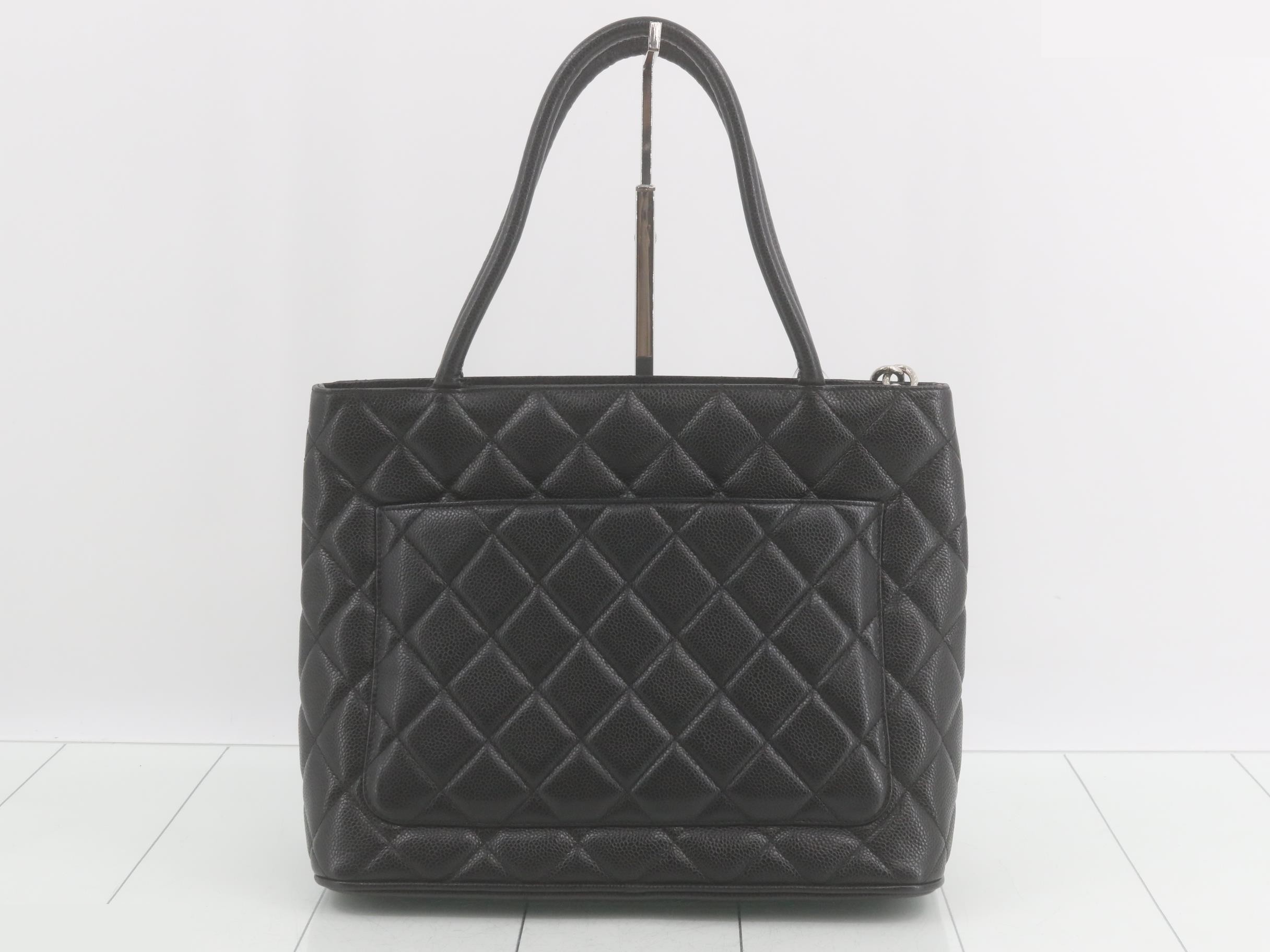 Caviar skin handbag — view 2