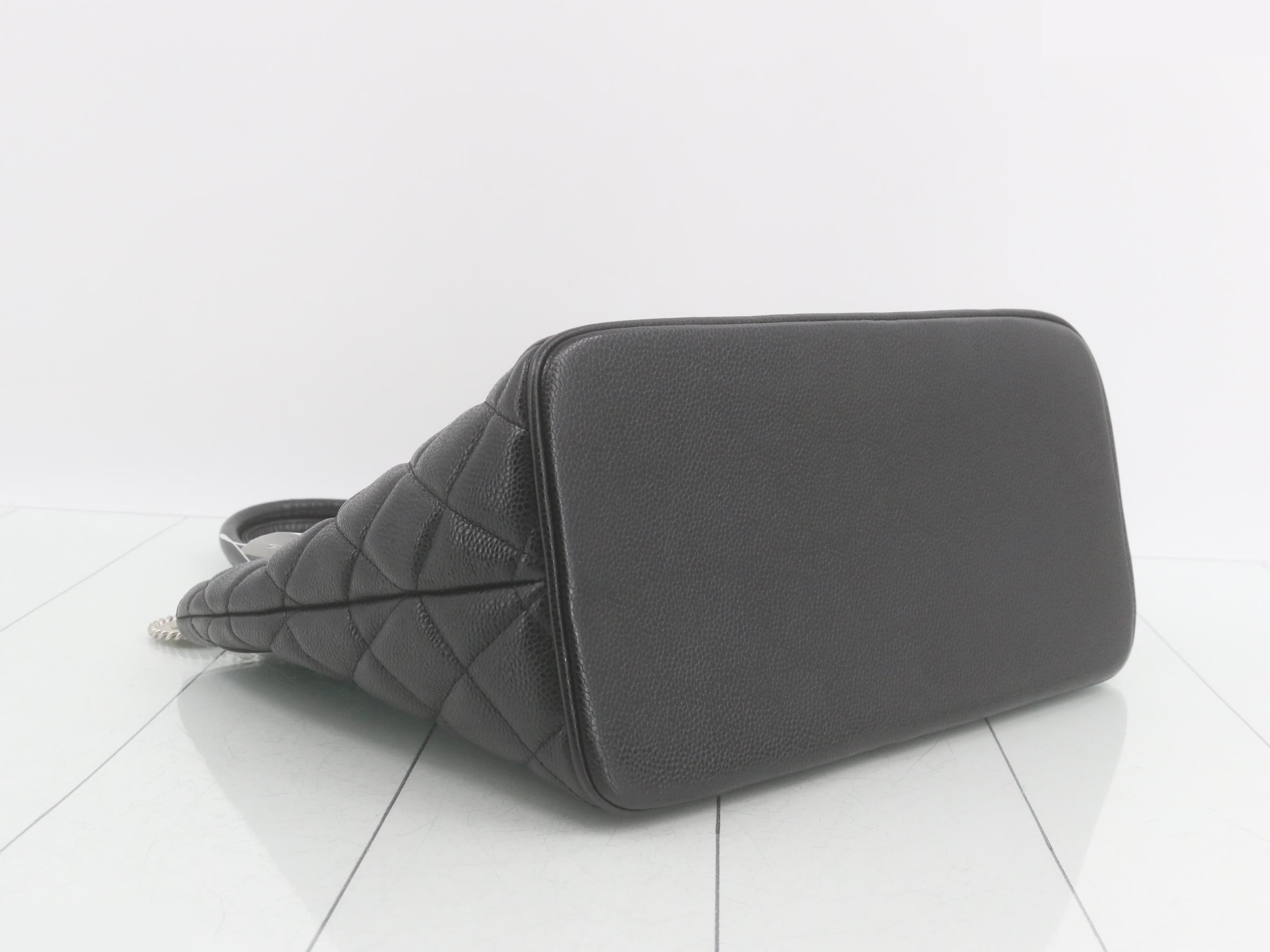 Caviar skin handbag — view 5