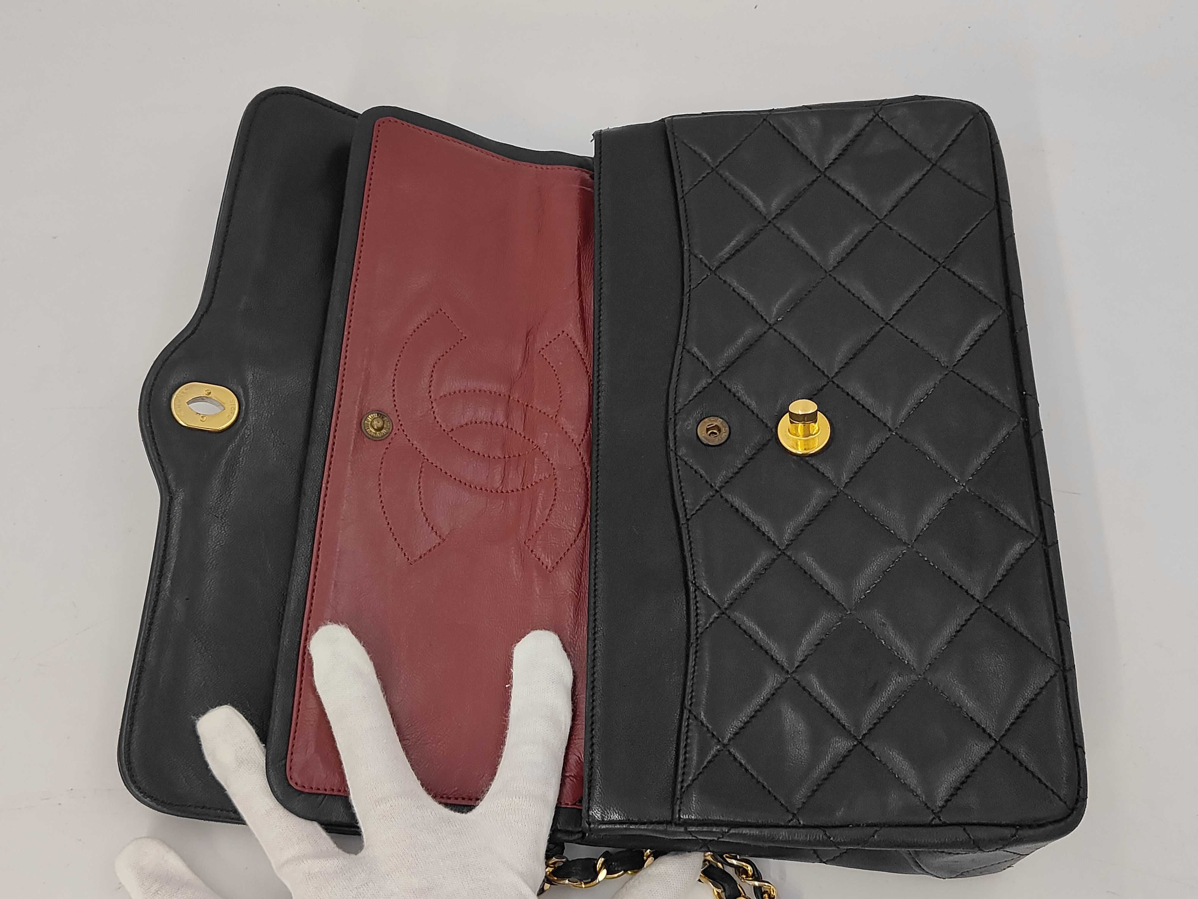 Double Flap Shoulder Bag (Paris Limited Edition) — view 10