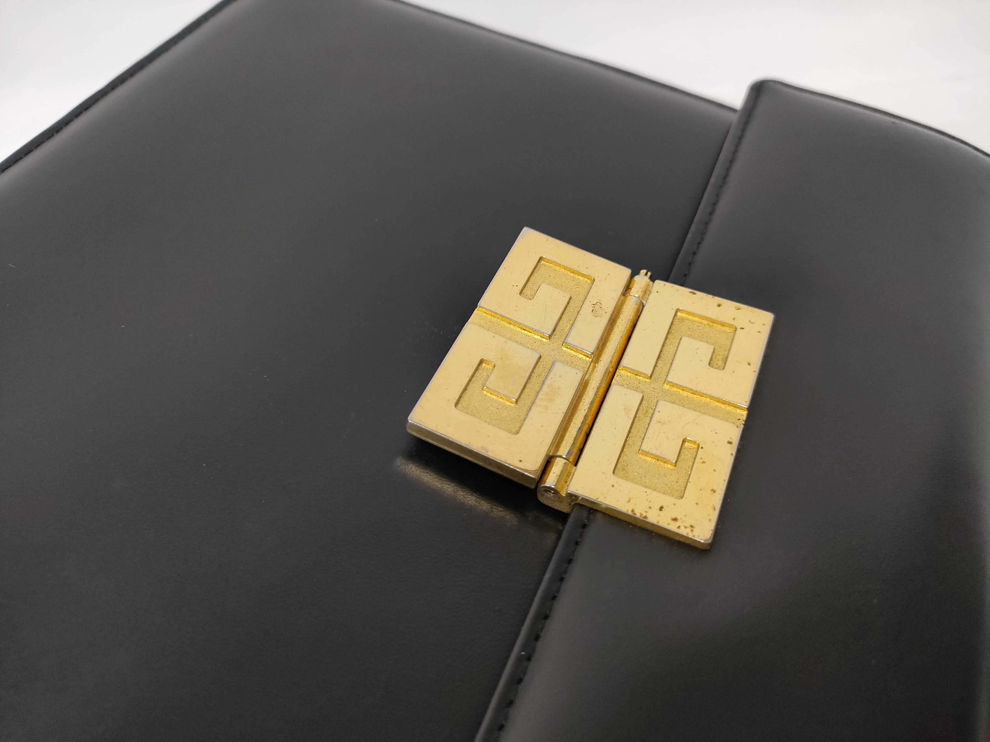 4G Gold Hardware Handbag — view 8
