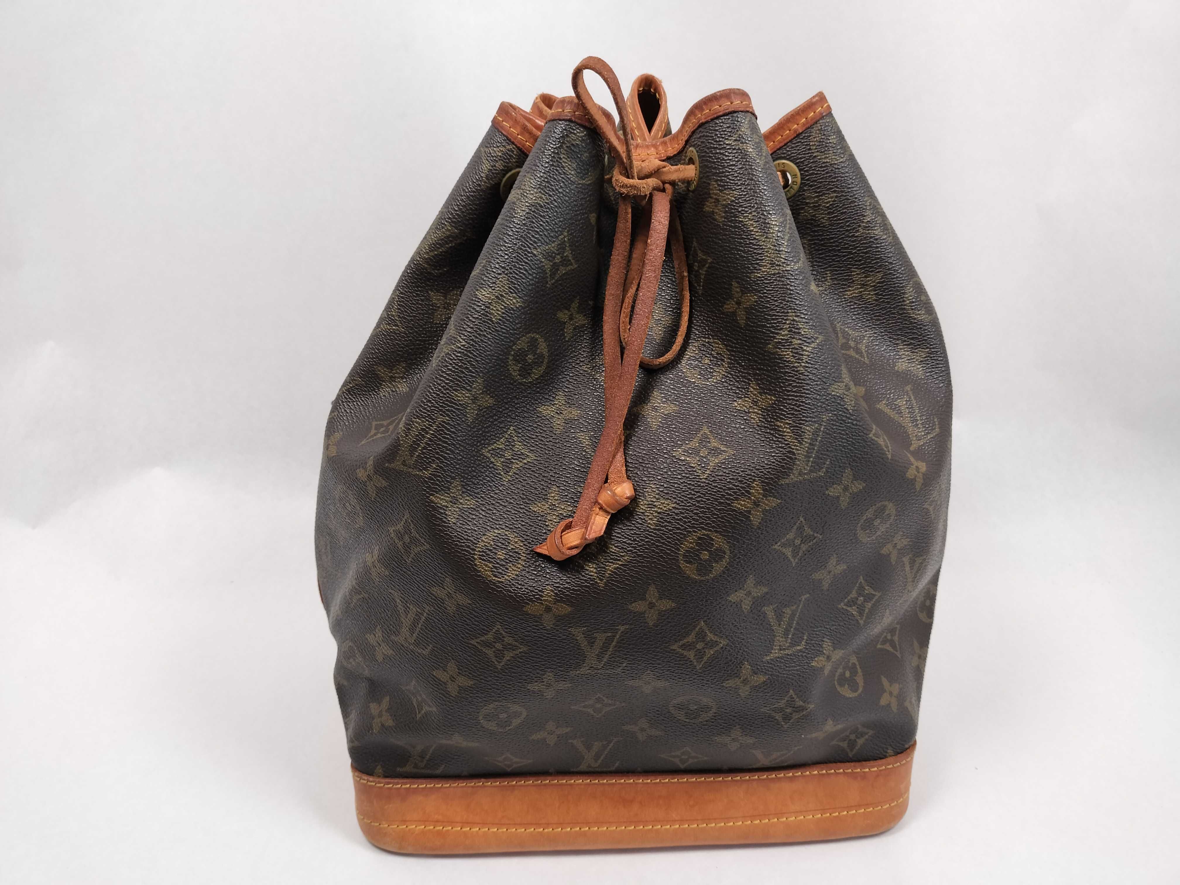 Monogram Vuitton Noe M42224