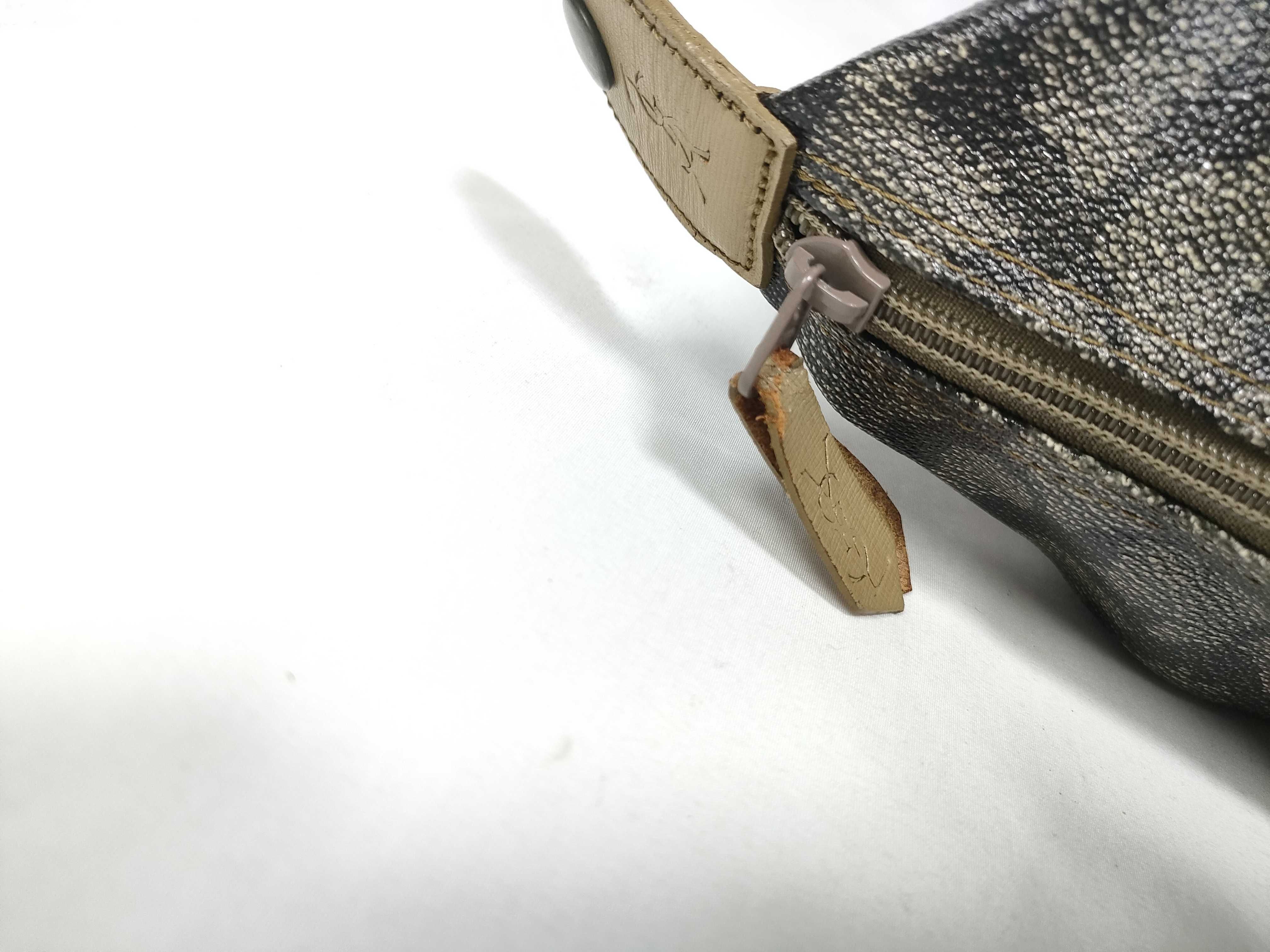 Giraffe Print All-Over Boston Bag — view 11