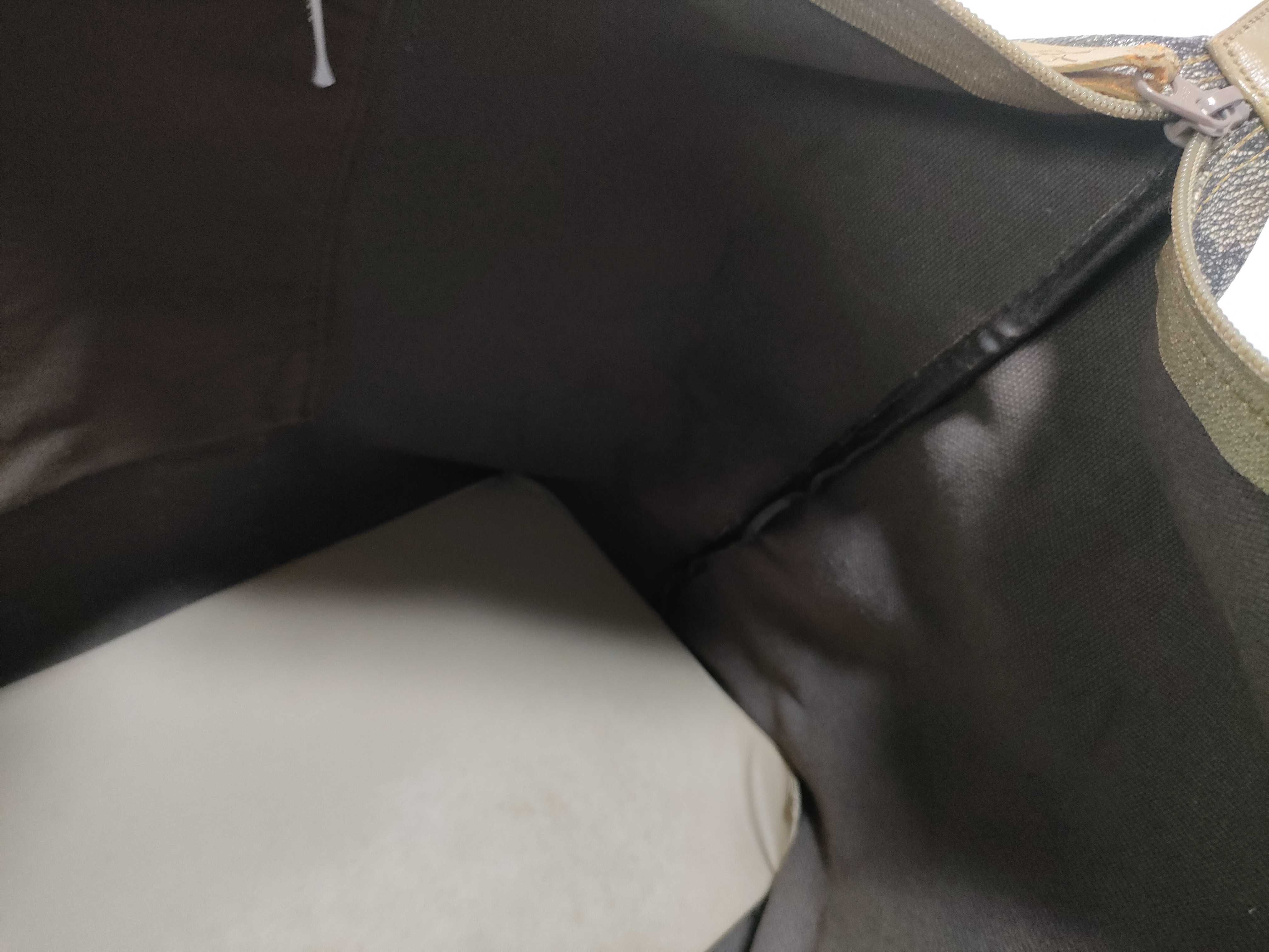 Giraffe Print All-Over Boston Bag — view 14