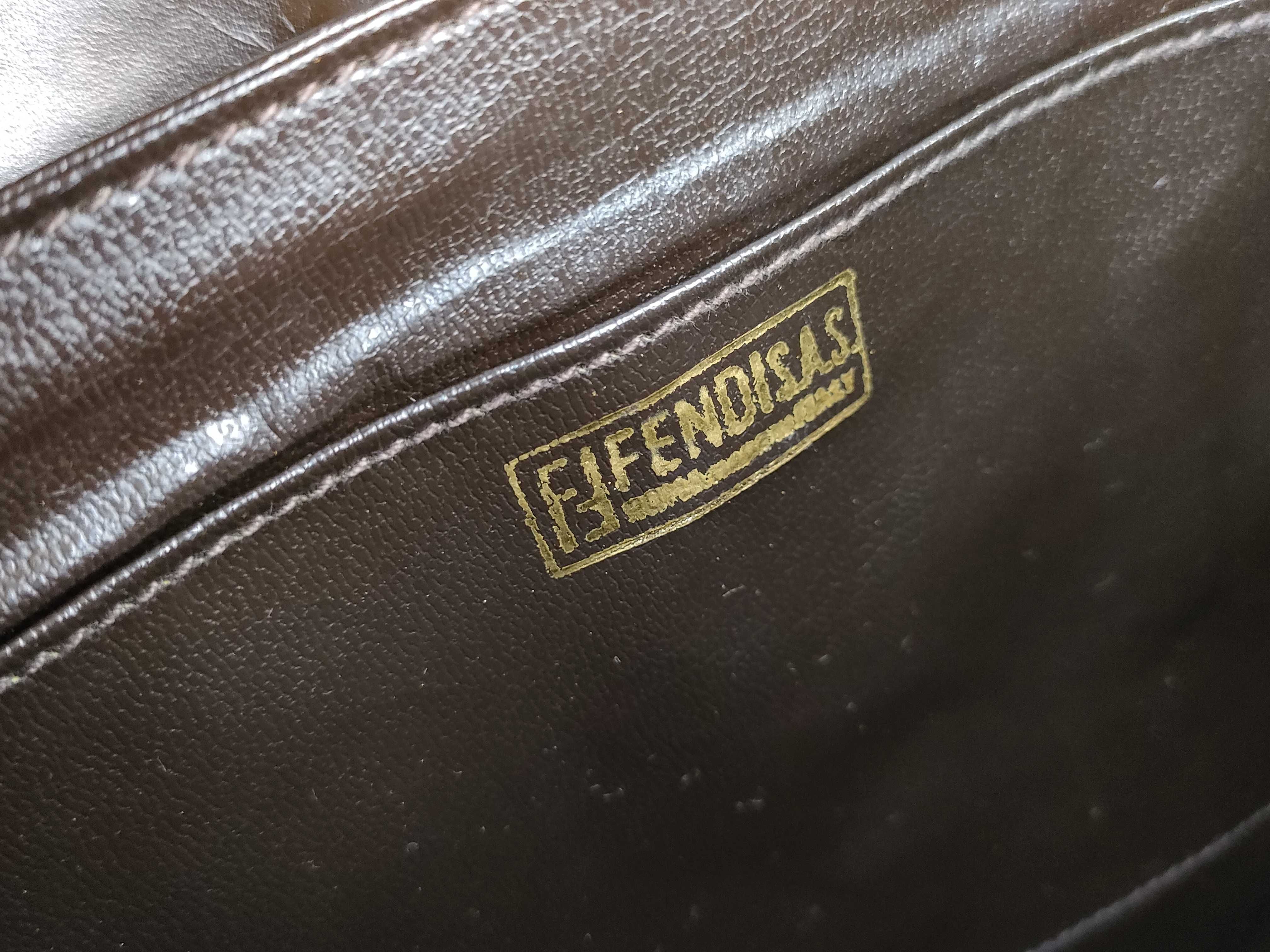 Zucca pattern Fendi Zucca shoulder bag with gold hardware — view 11