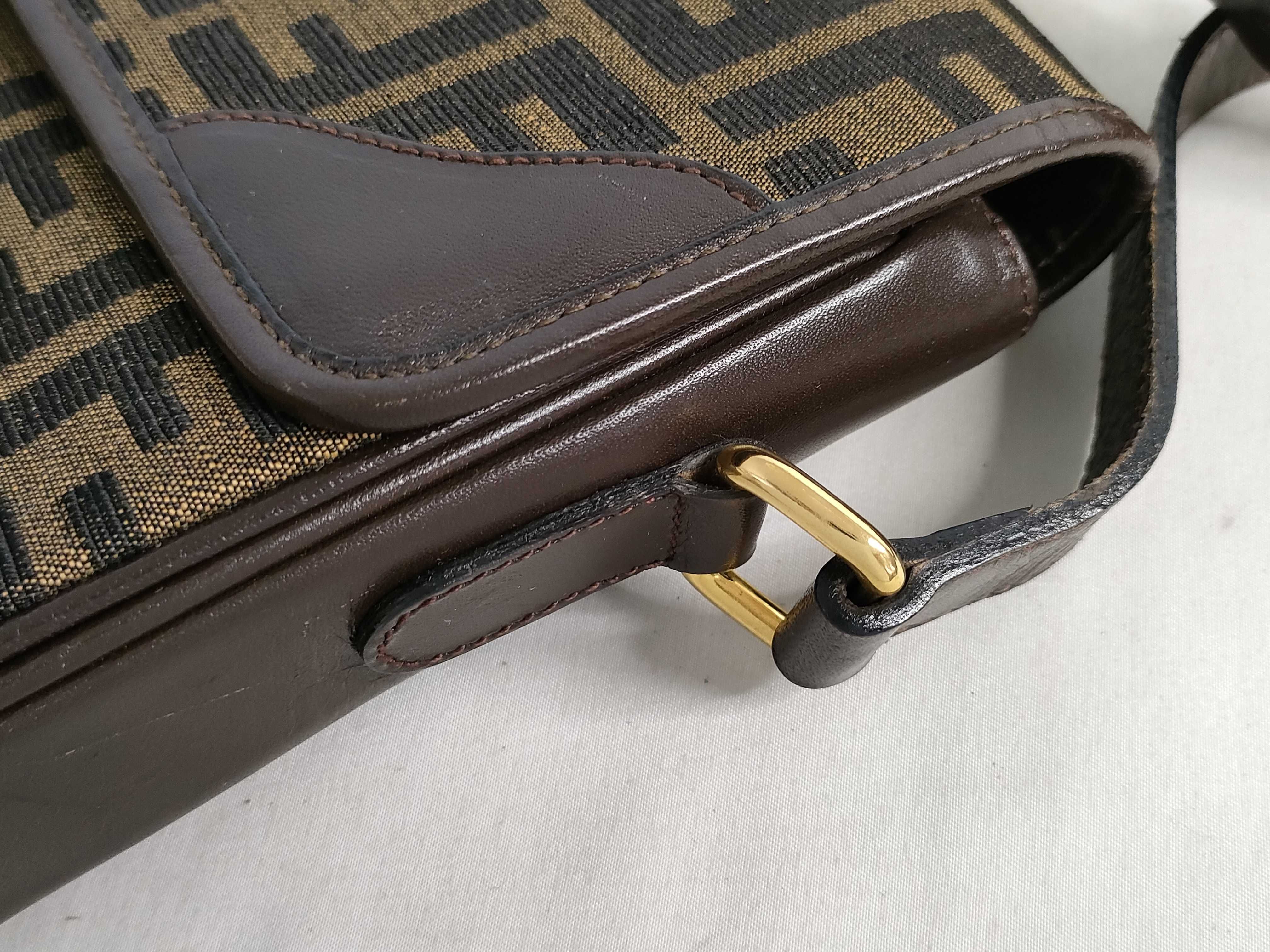 Zucca pattern Fendi Zucca shoulder bag with gold hardware — view 5