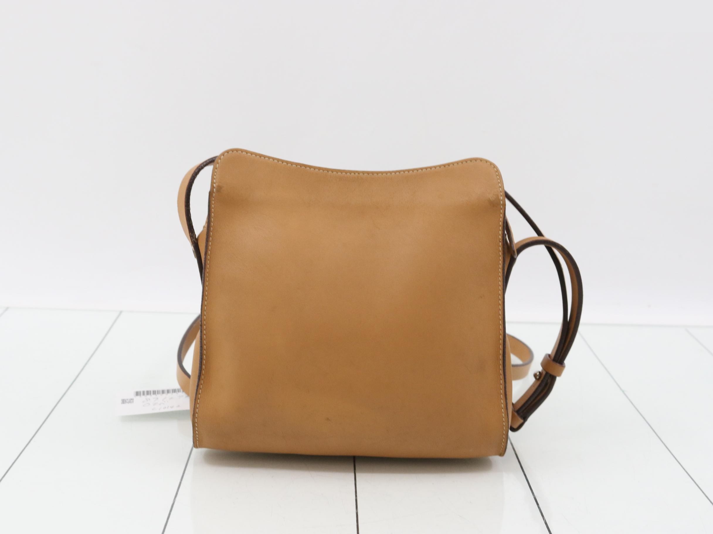 Leather shoulder bag — view 2