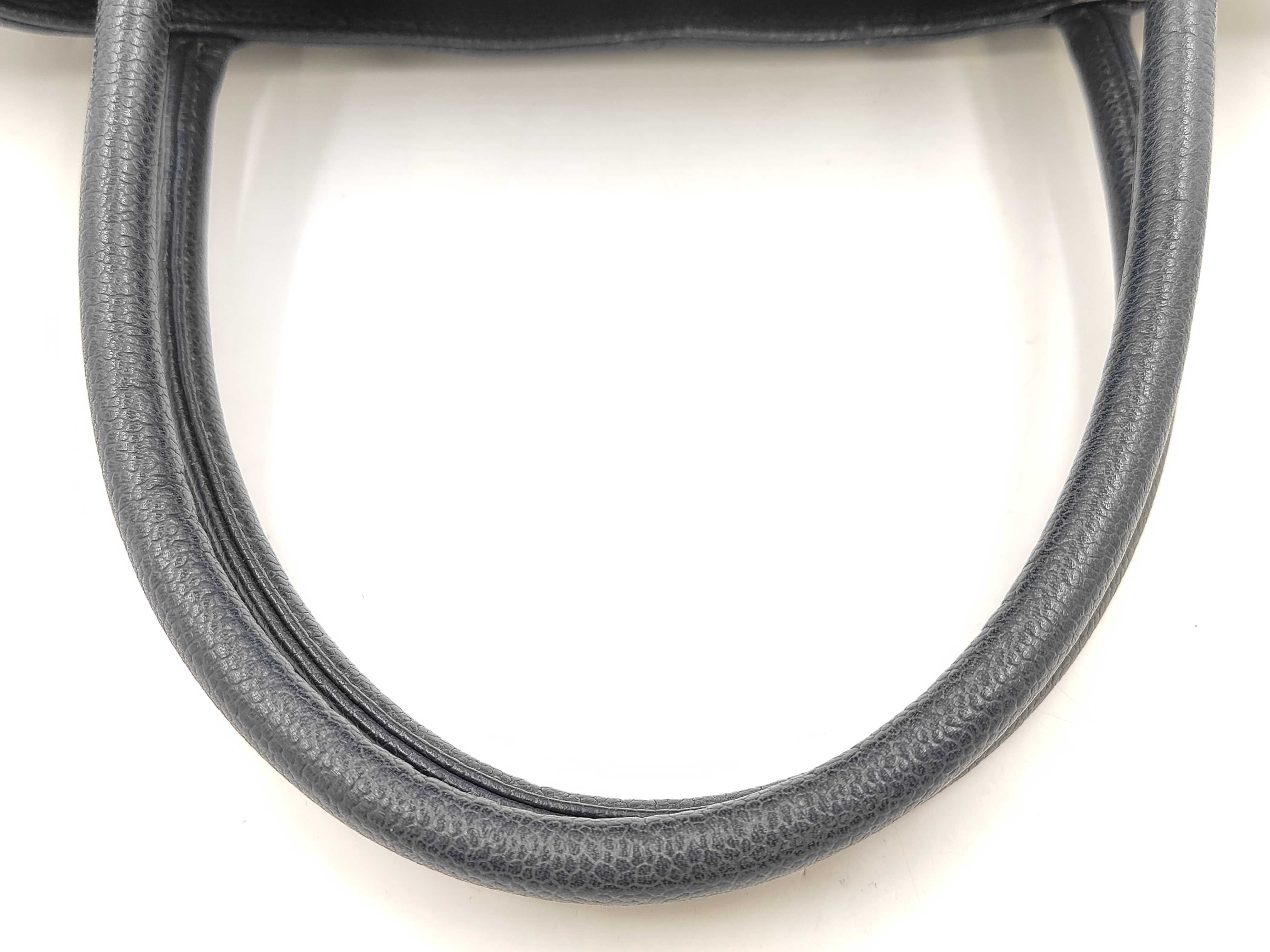 handbag — view 3