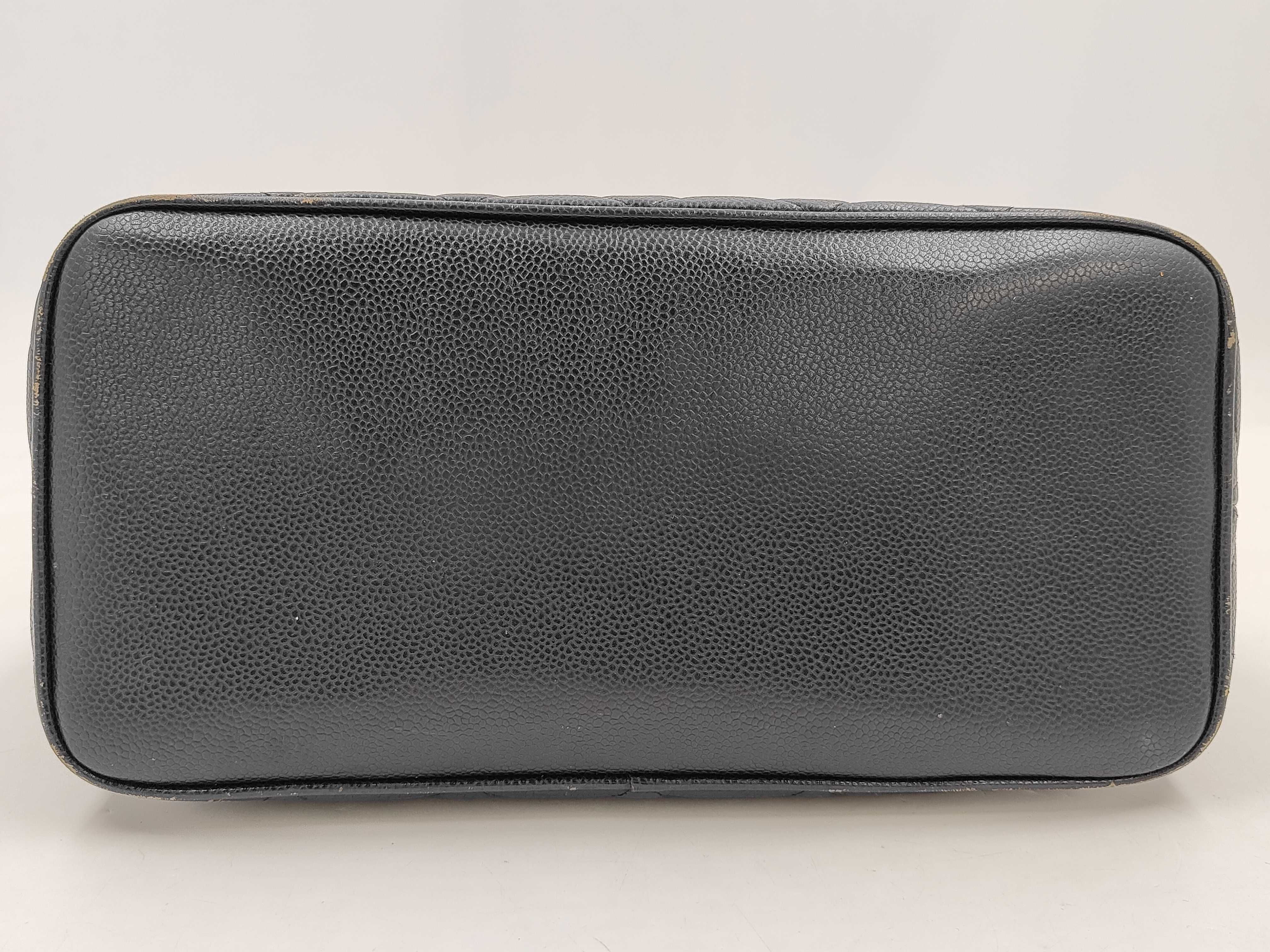 handbag — view 6