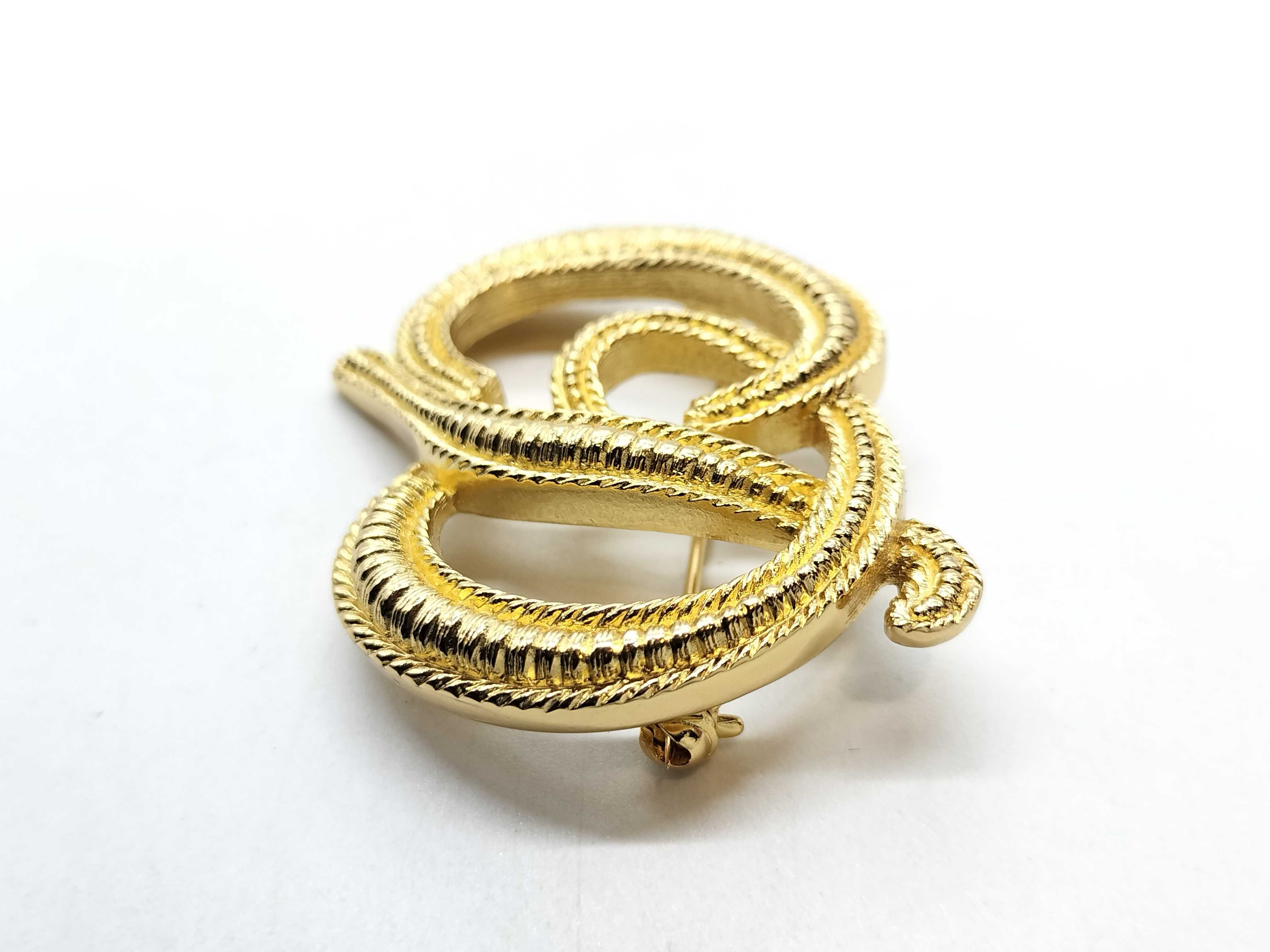 CD Brooch, Gold Color Brooch — view 3
