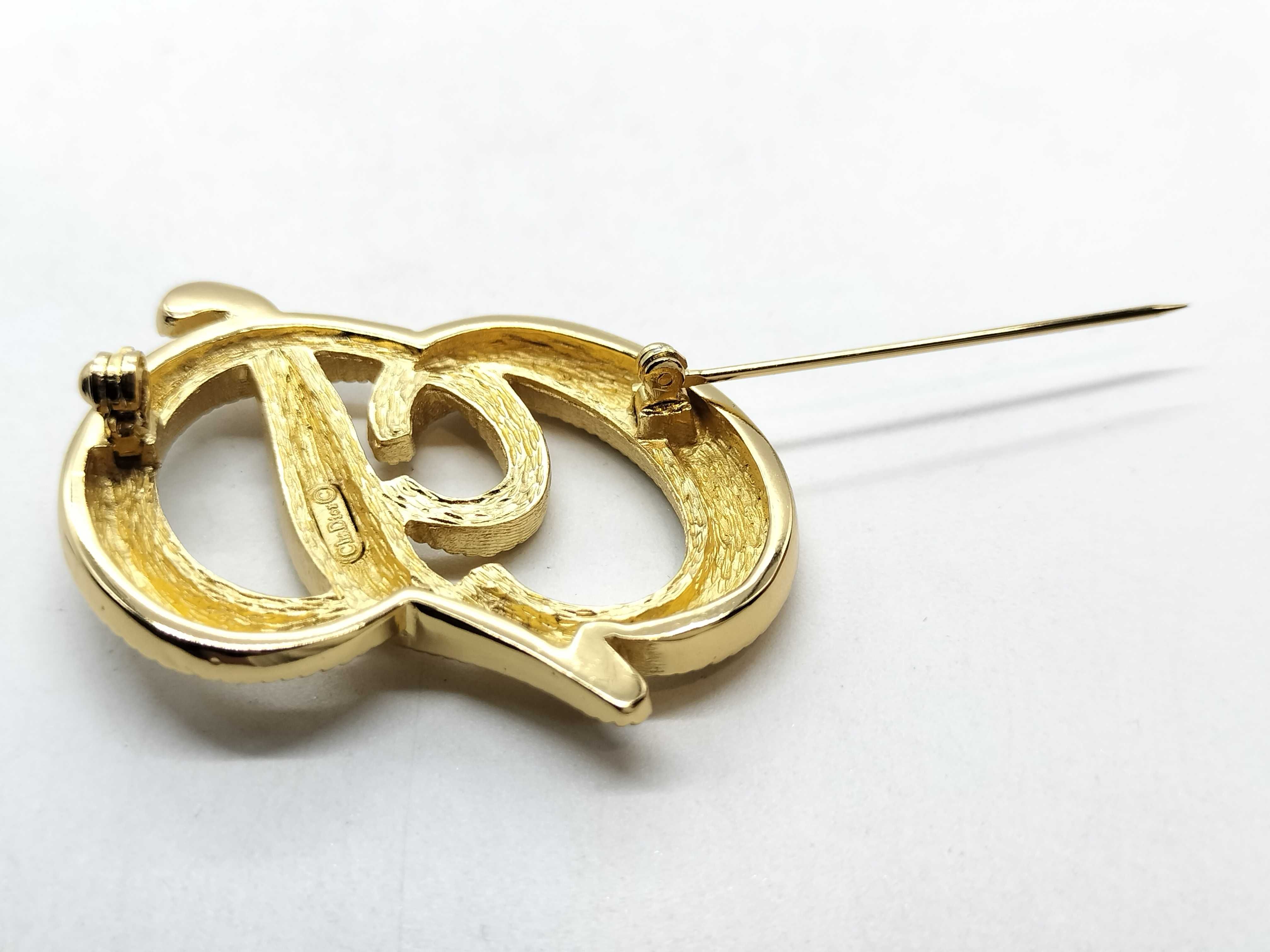 CD Brooch, Gold Color Brooch — view 4