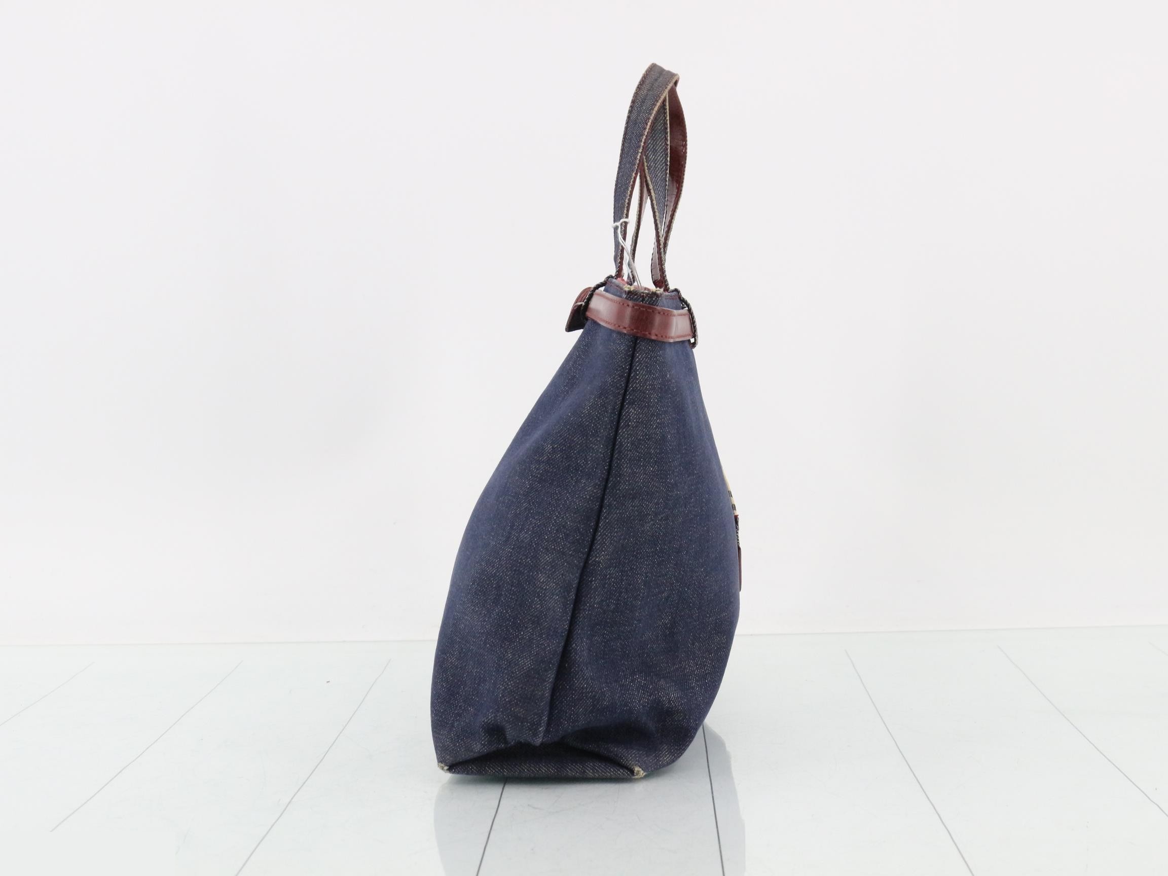handbag — view 3