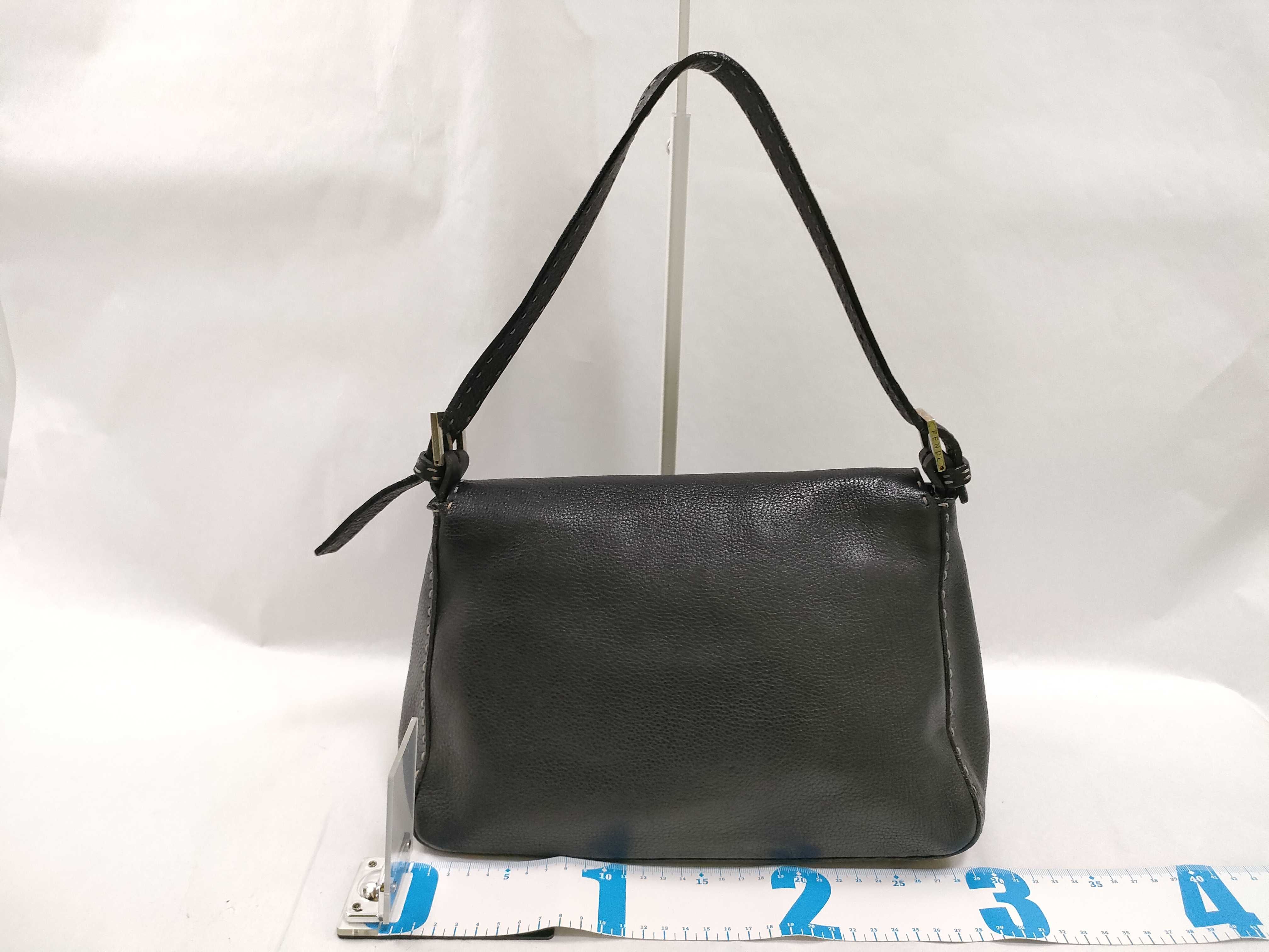 Mamma Fendi Handbag Mamma Bucket Leather Black Bag Handbag — view 2