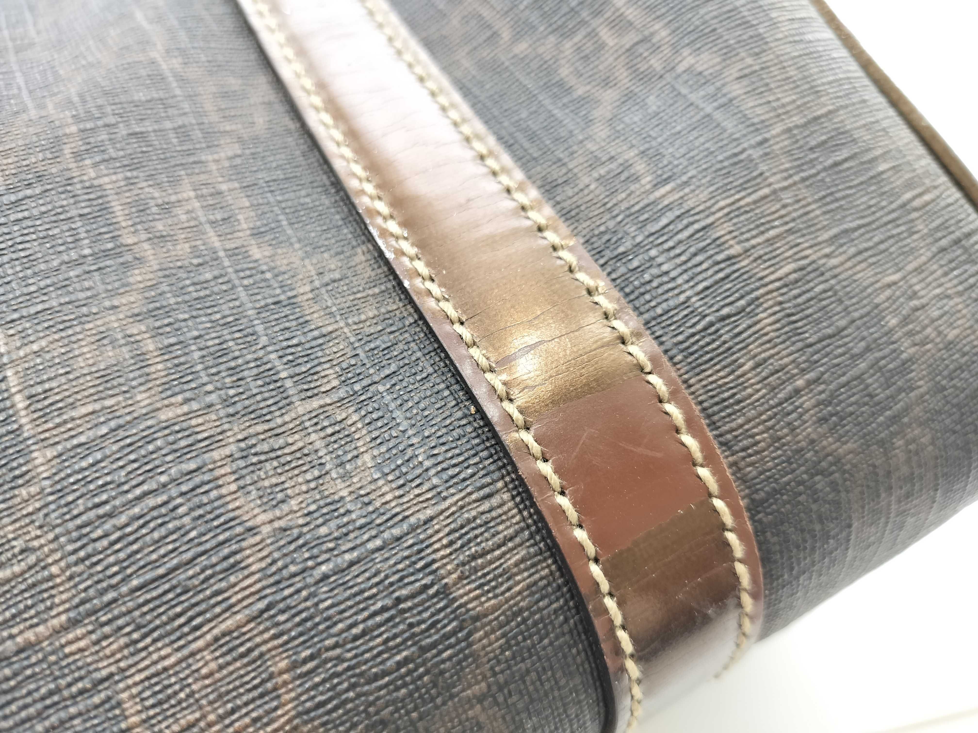 GG Supreme Gucci GG Supreme Handbag — view 12