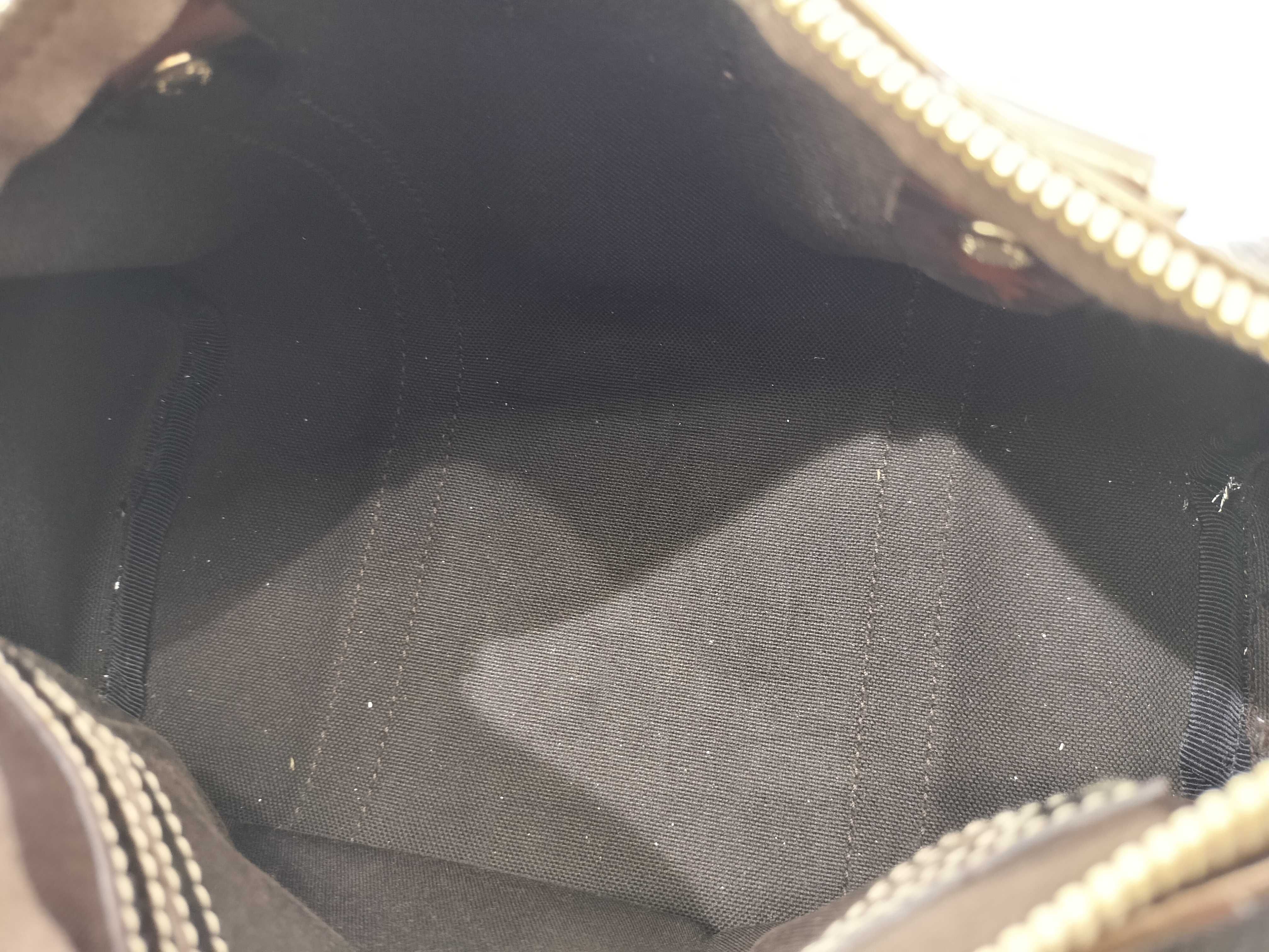 GG Supreme Gucci GG Supreme Handbag — view 15