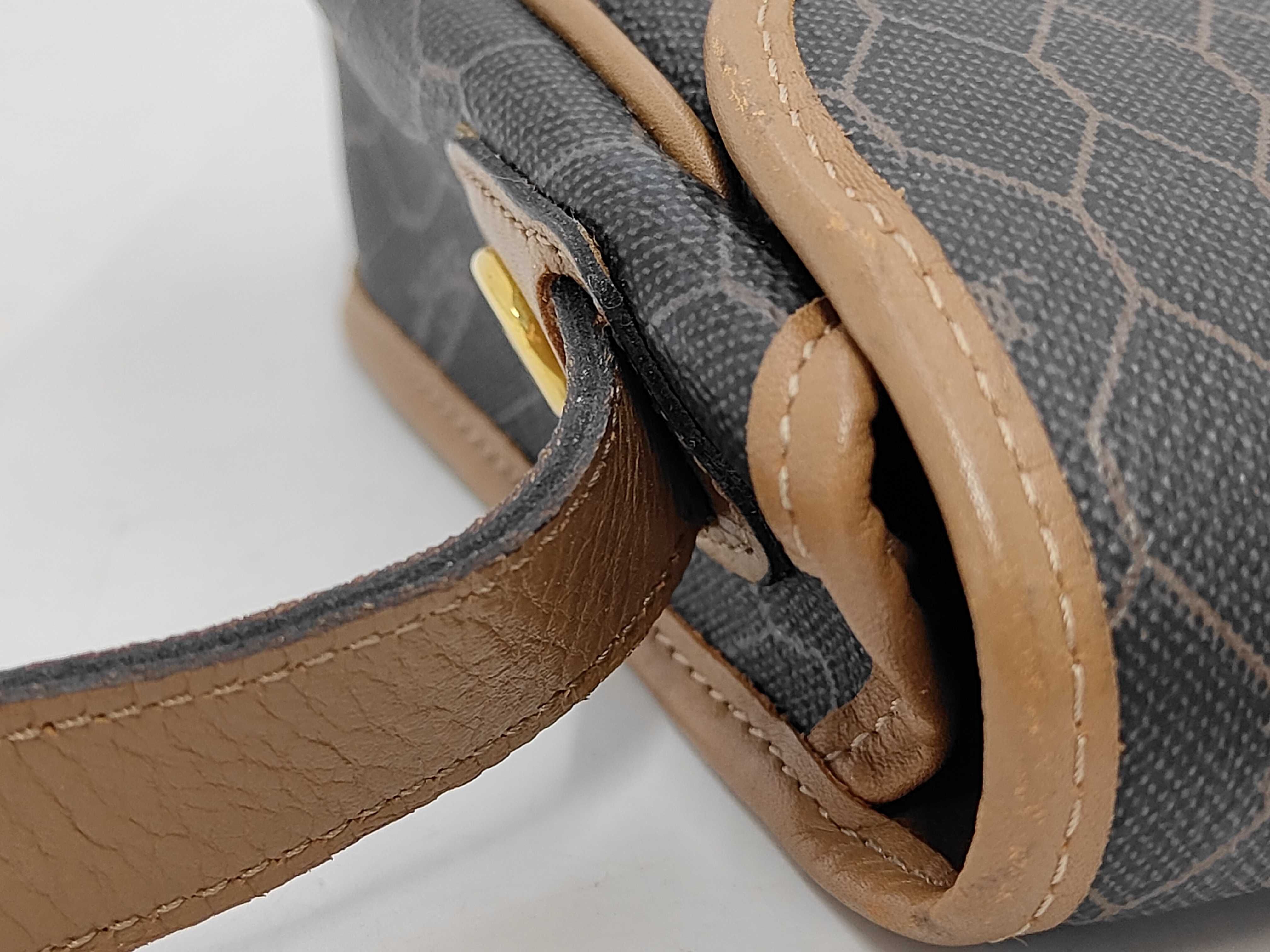 Honeycomb Pattern Leather Shoulder Bag — view 7