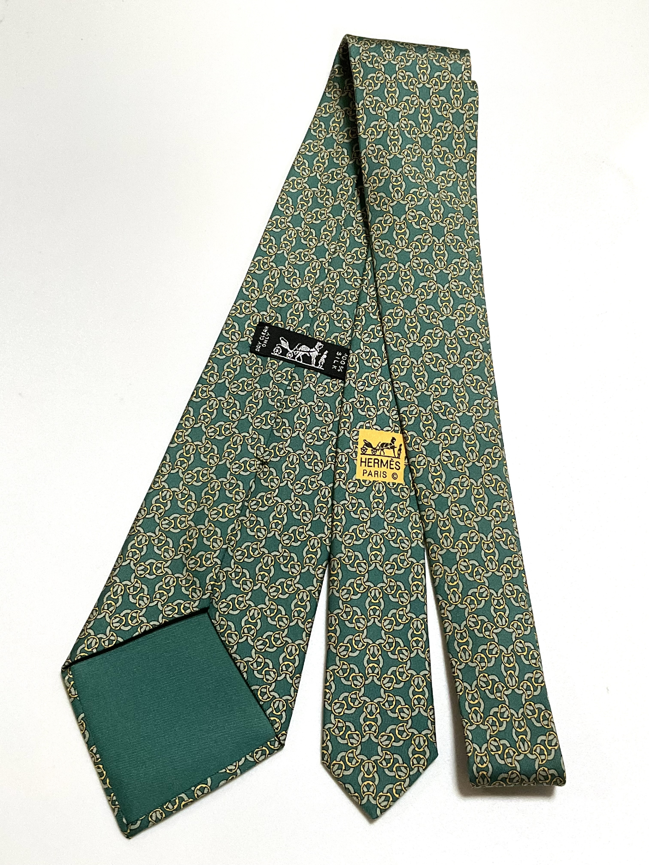 HERMES 100% Silk Tie and Other Accessories — view 3