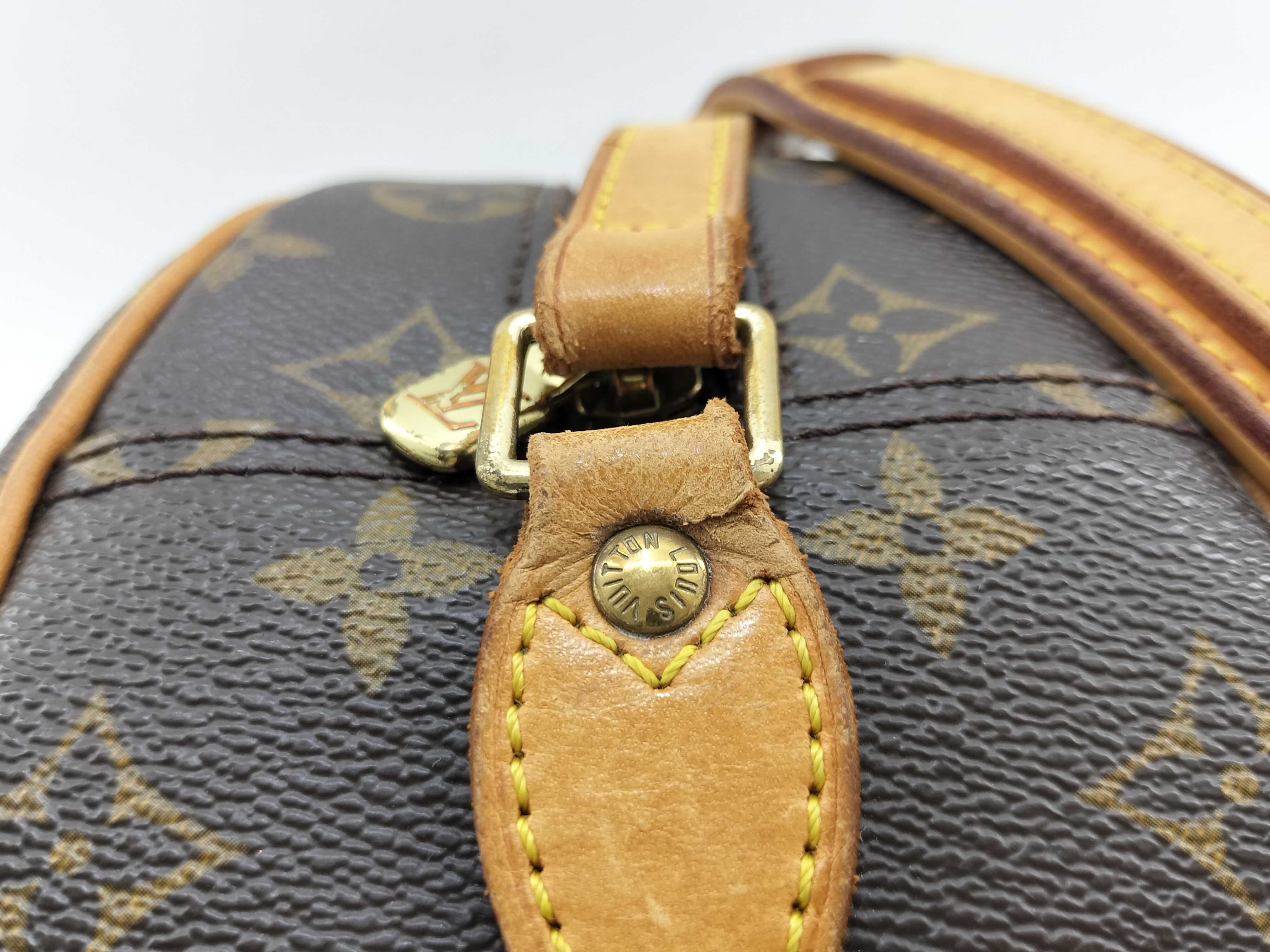 Monogram Blois Shoulder Bag (No Stickiness) — view 11