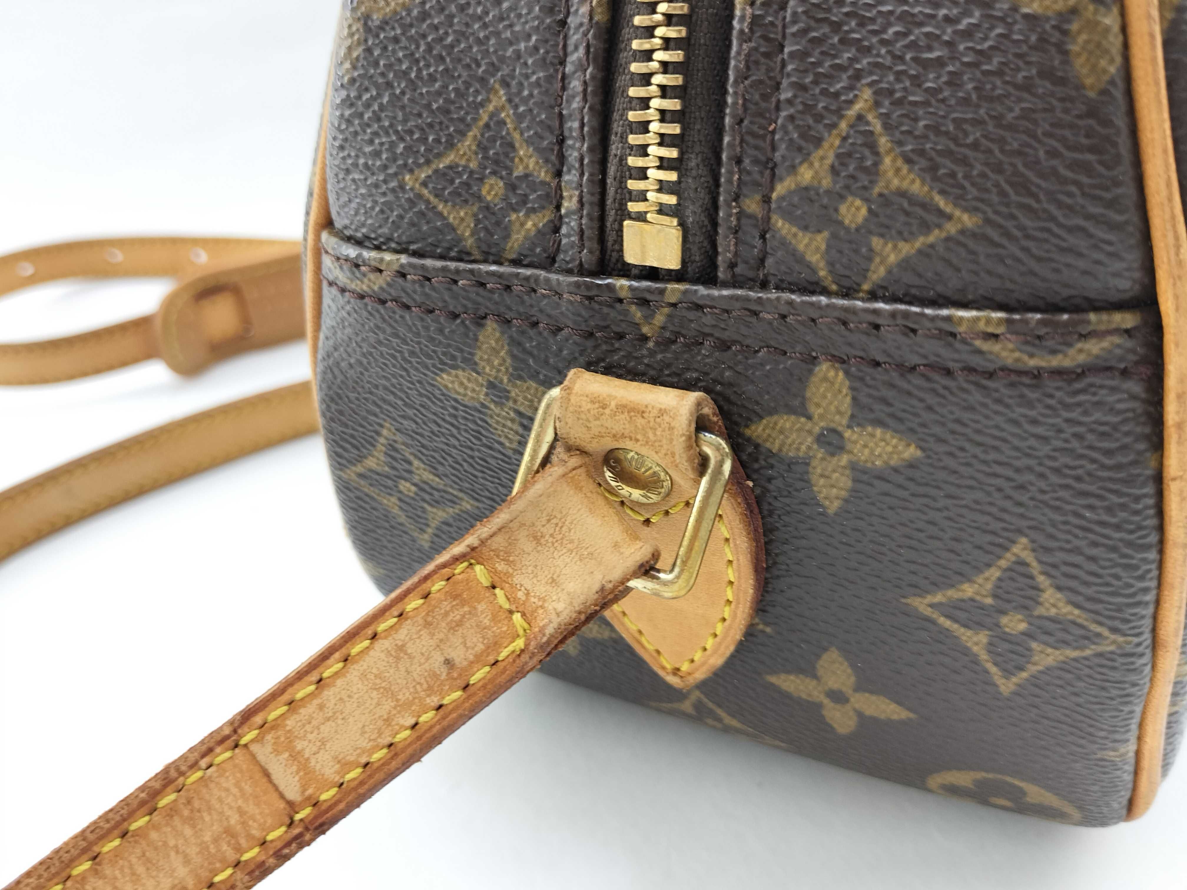 Monogram Blois Shoulder Bag (No Stickiness) — view 3