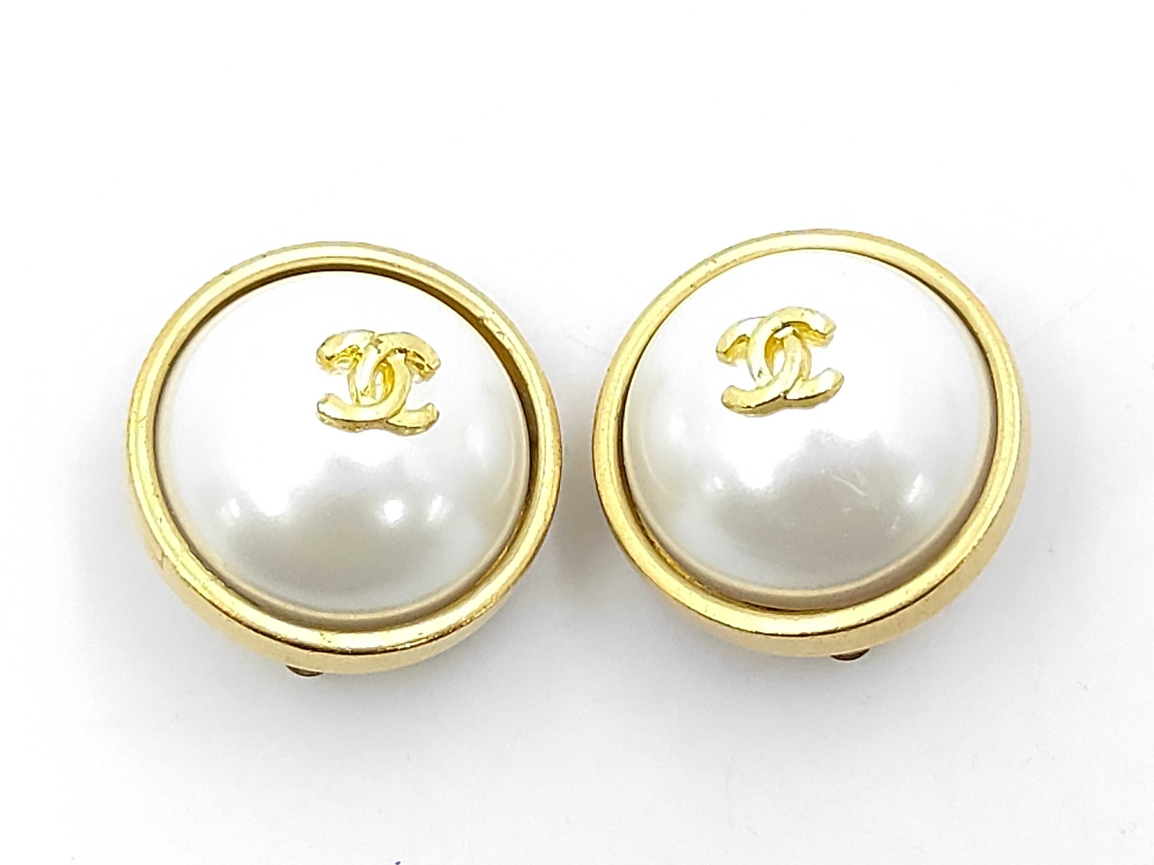 Pearl Coco Mark Earrings