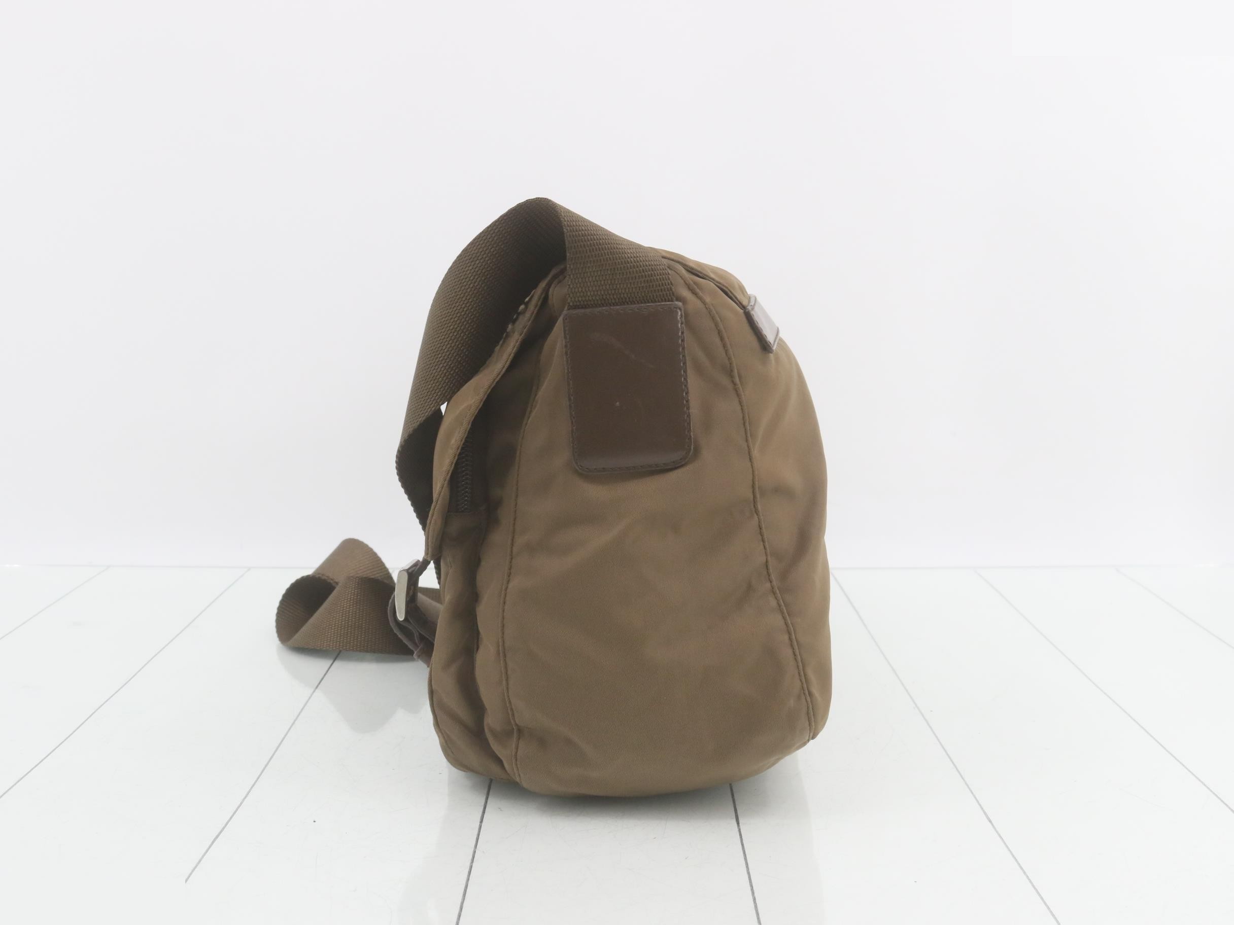 nylon shoulder bag — view 3