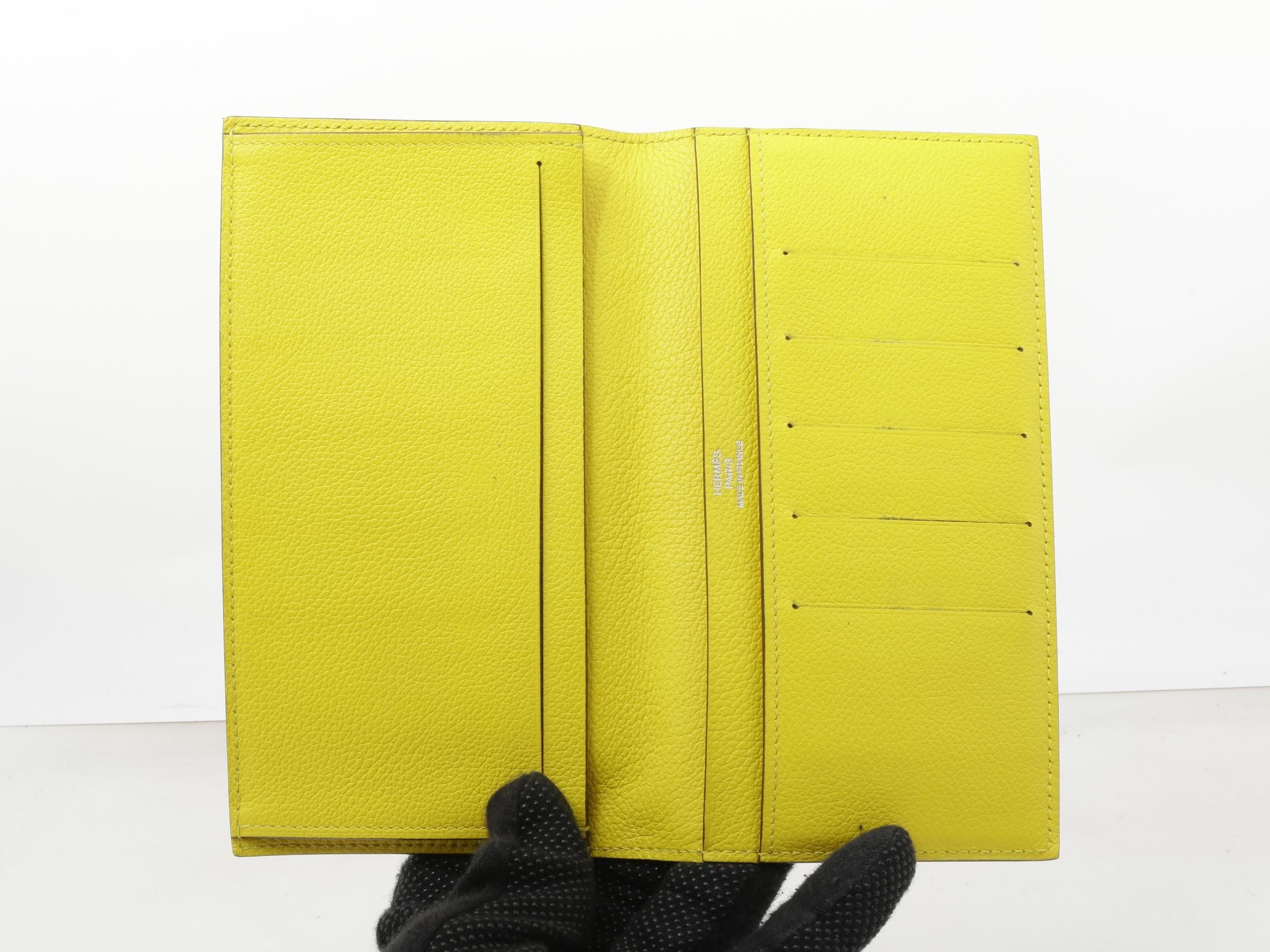 wallet, D stamp — view 4