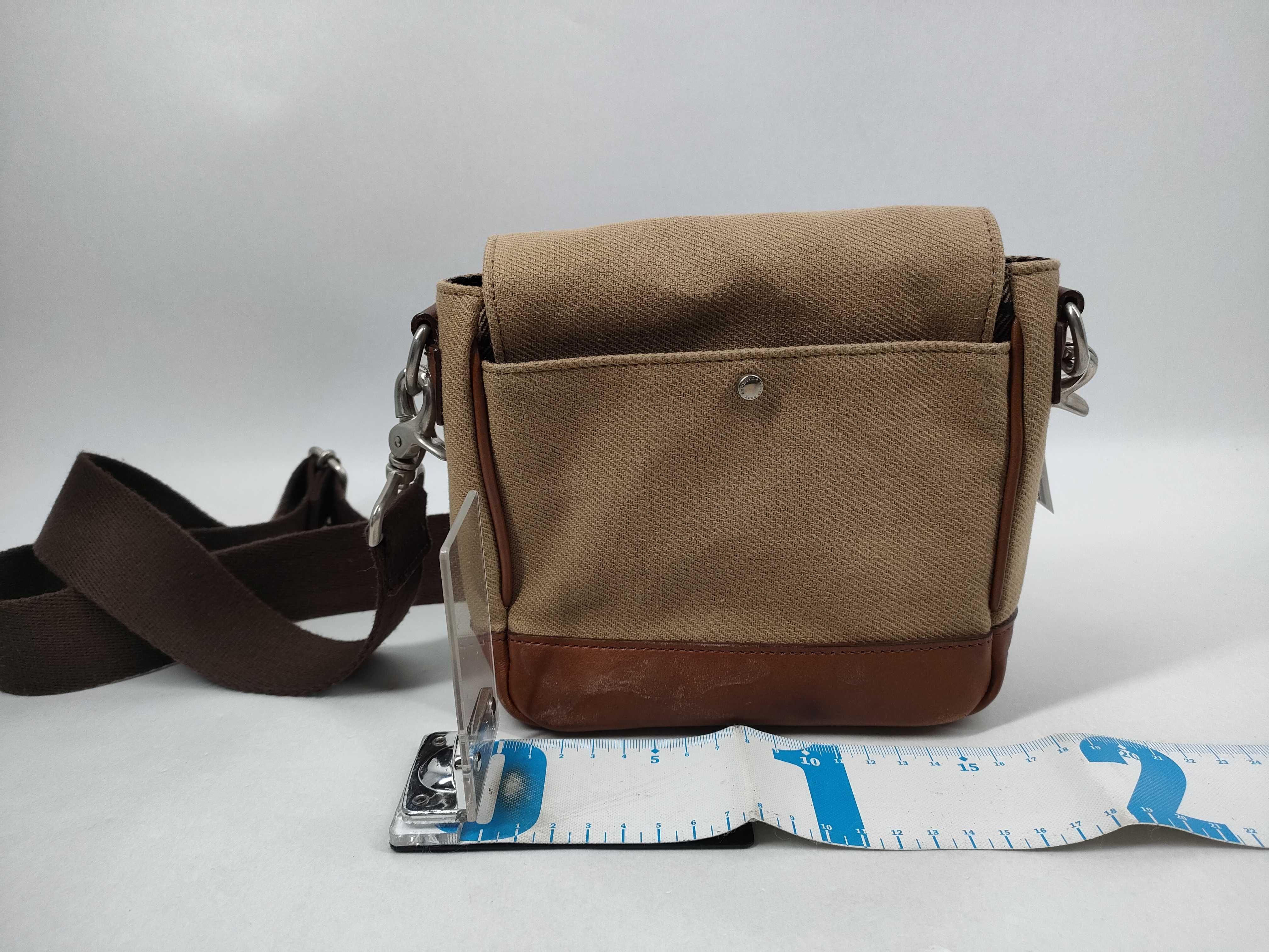 Burberry's Canvas Shoulder Bag*1 Shoulder Bag — view 2