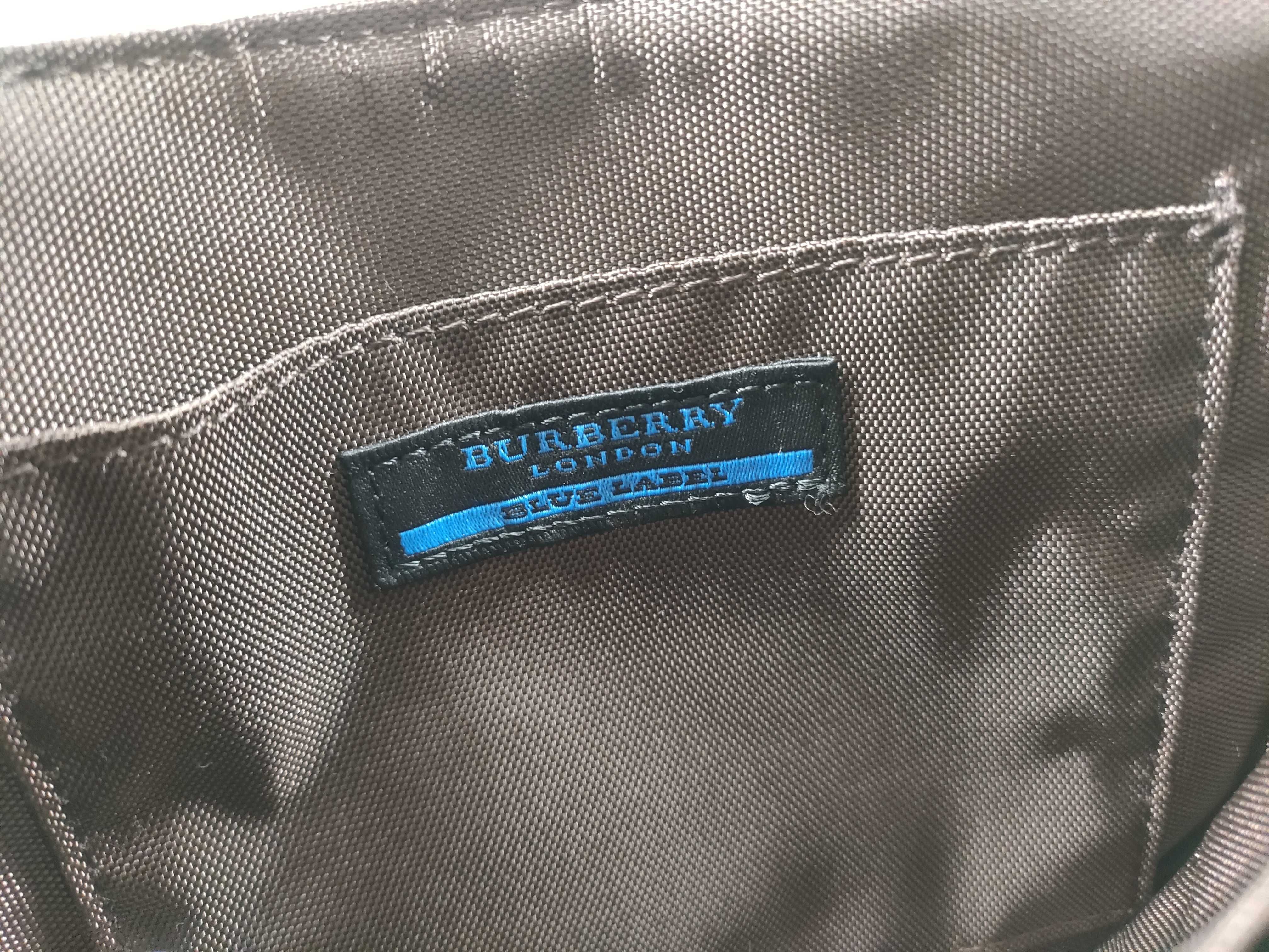 Burberry's Canvas Shoulder Bag*1 Shoulder Bag — view 13